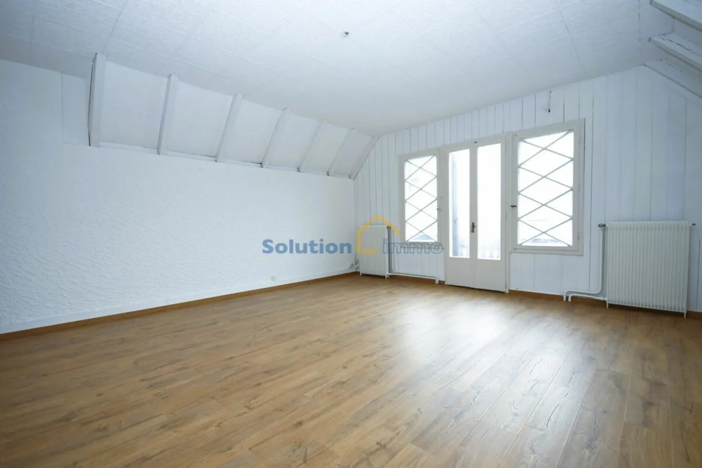 Geräumige 4,5-Zimmer-Wohnung in Glion/Montreux - Foto 1 von 13