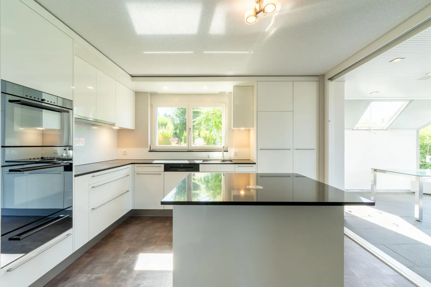 Attractive single-family house for rent in Aarburg! - Photo 2 of 11