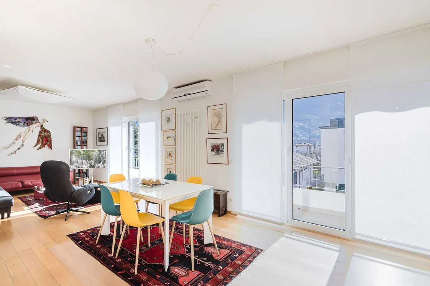 Elegante App. 3.5 loc. in Bellinzona - Foto 8 von 13