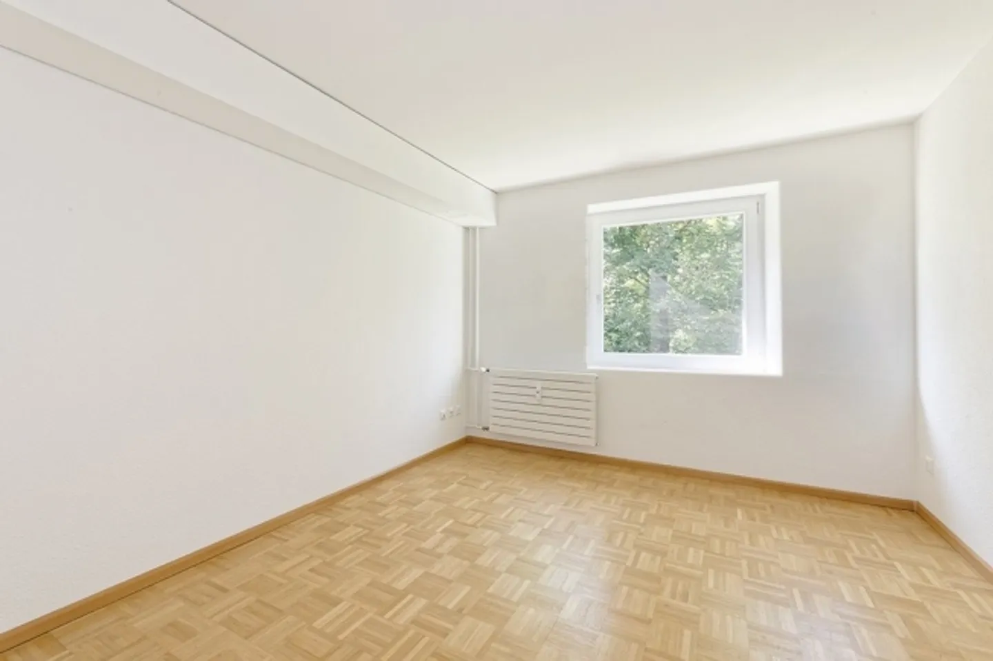 Liestal Bright Hobby Room with Window - Photo 1 of 2