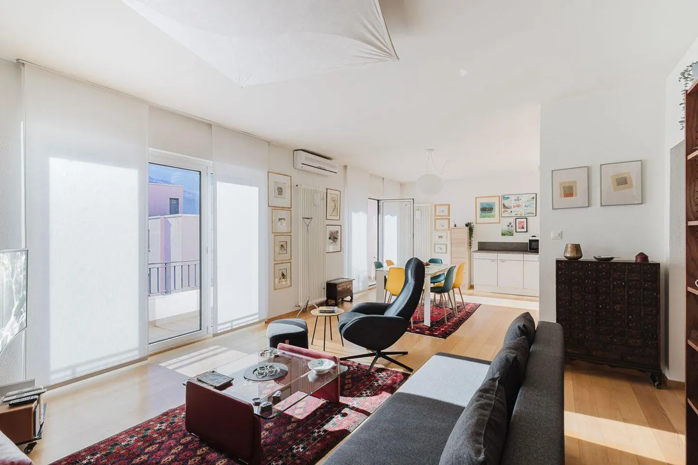 Elegante App. 3.5 loc. in Bellinzona - Foto 5 von 13