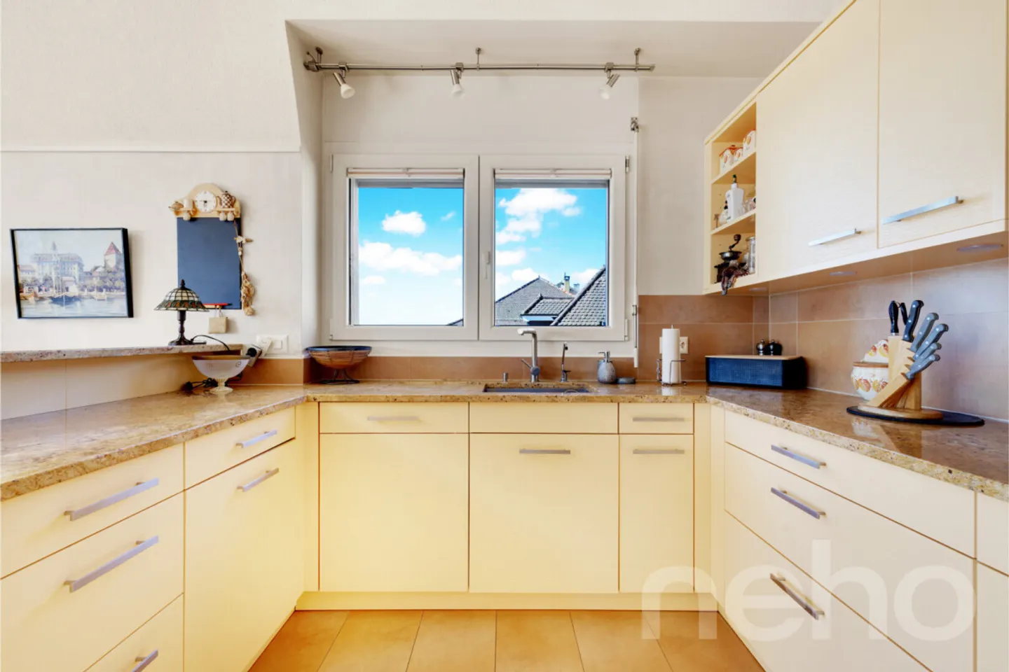 Geräumiges Duplex mit Seeblick - Foto 9 von 13