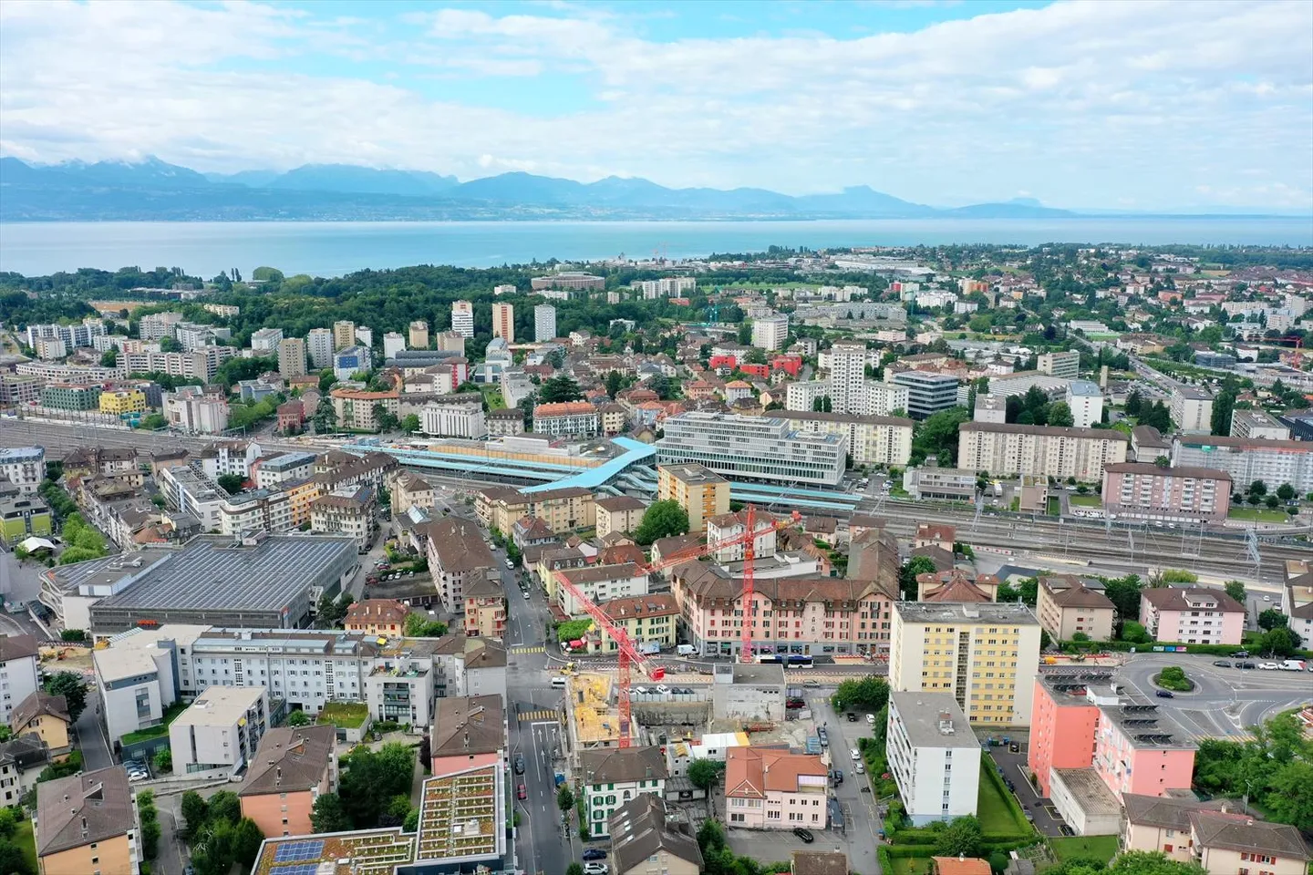 Live in Modernity - Photo 6 of 6