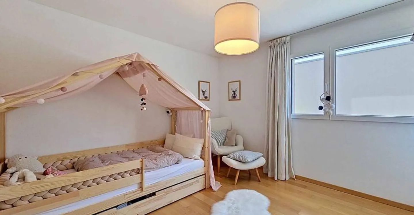 BEAUTIFUL FAMILY HOUSE OF 6.5 ROOMS WITH POTENTIAL FOR INDEPENDENT ACTIVITY - Photo 10 of 13
