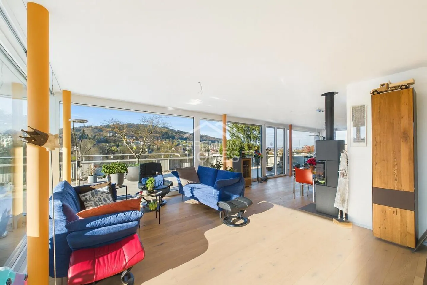 PREMIUM living experience with outstanding sun terrace - Photo 2 of 12