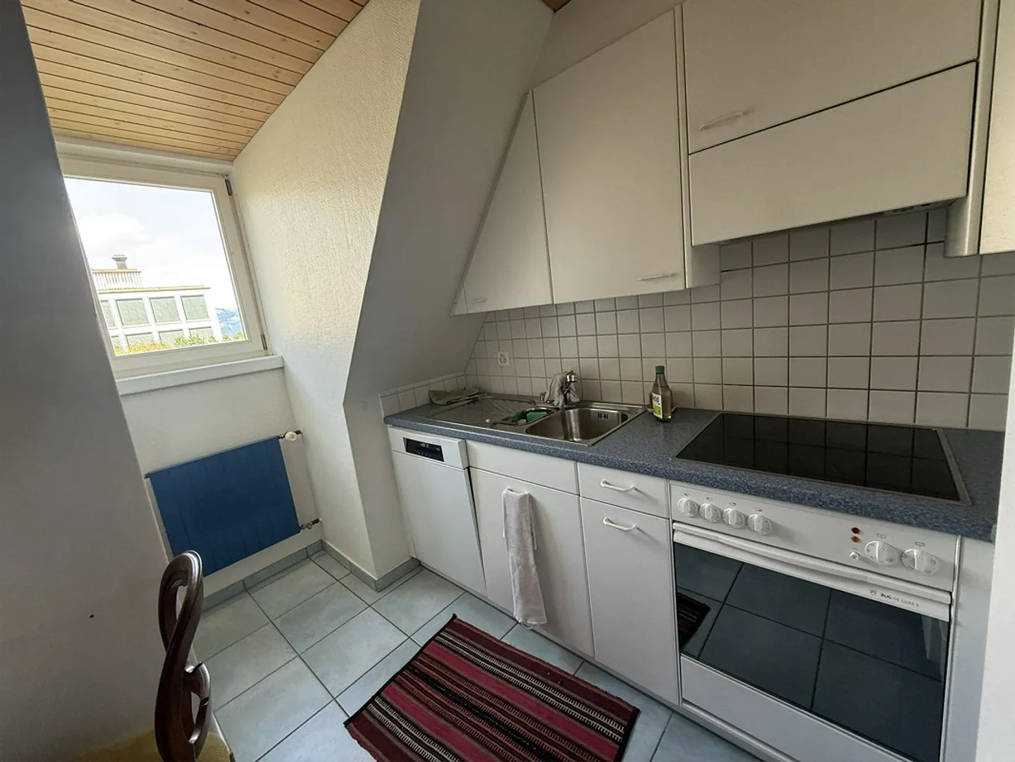 3-room attic apartment - Photo 7 of 9