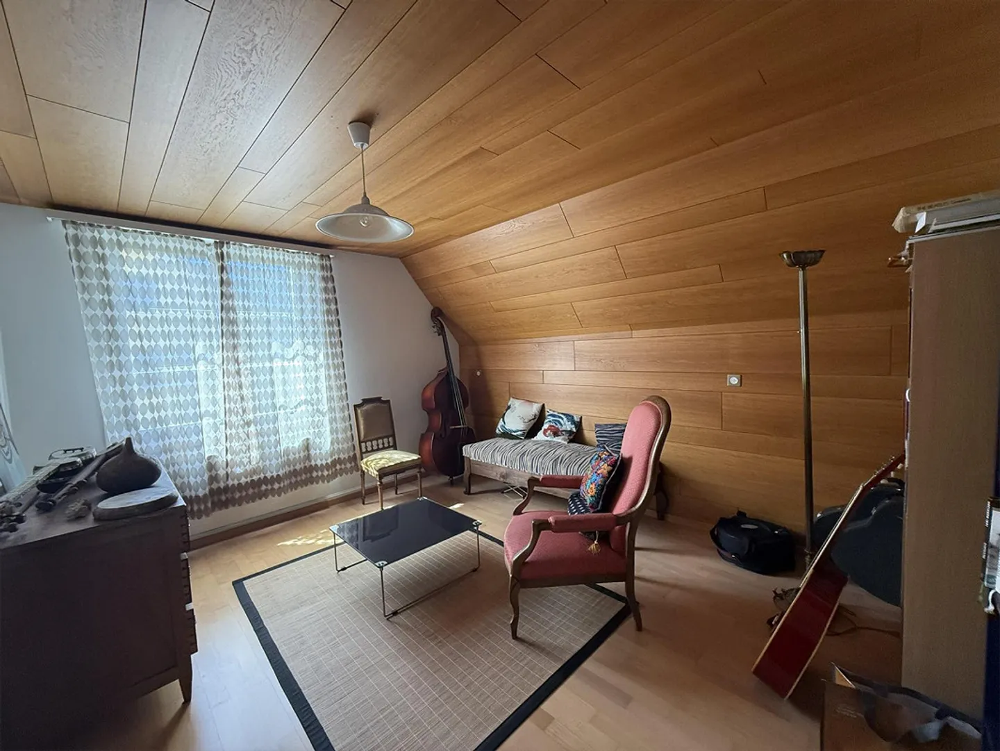 3-room attic apartment - Photo 8 of 9