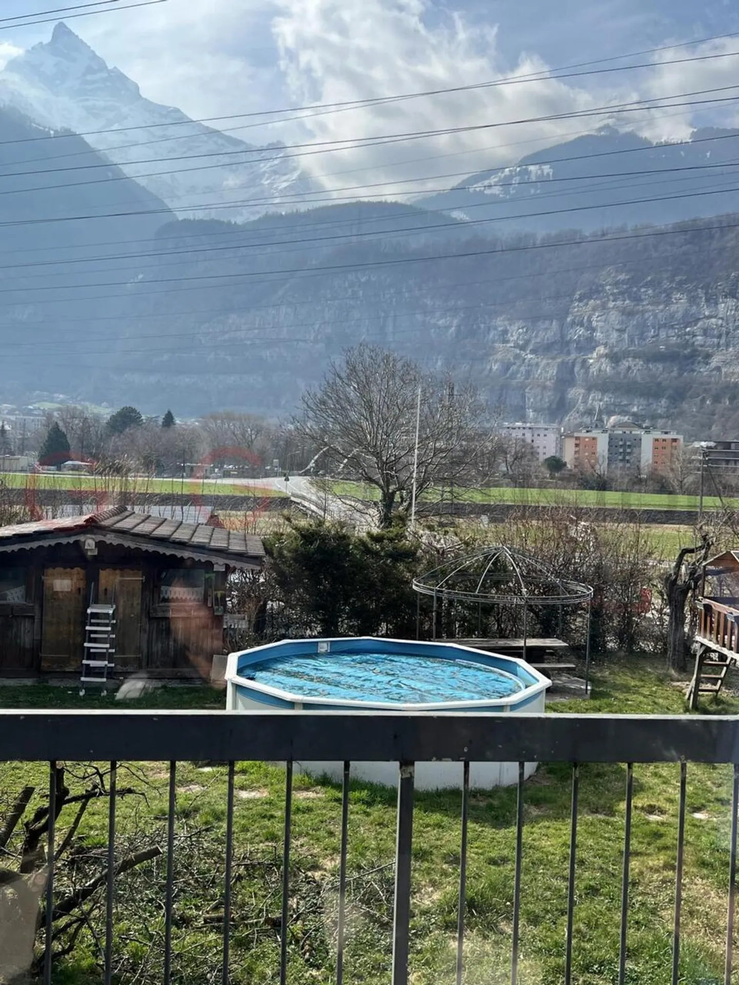 Charming House with Two Apartments - Photo 4 of 6