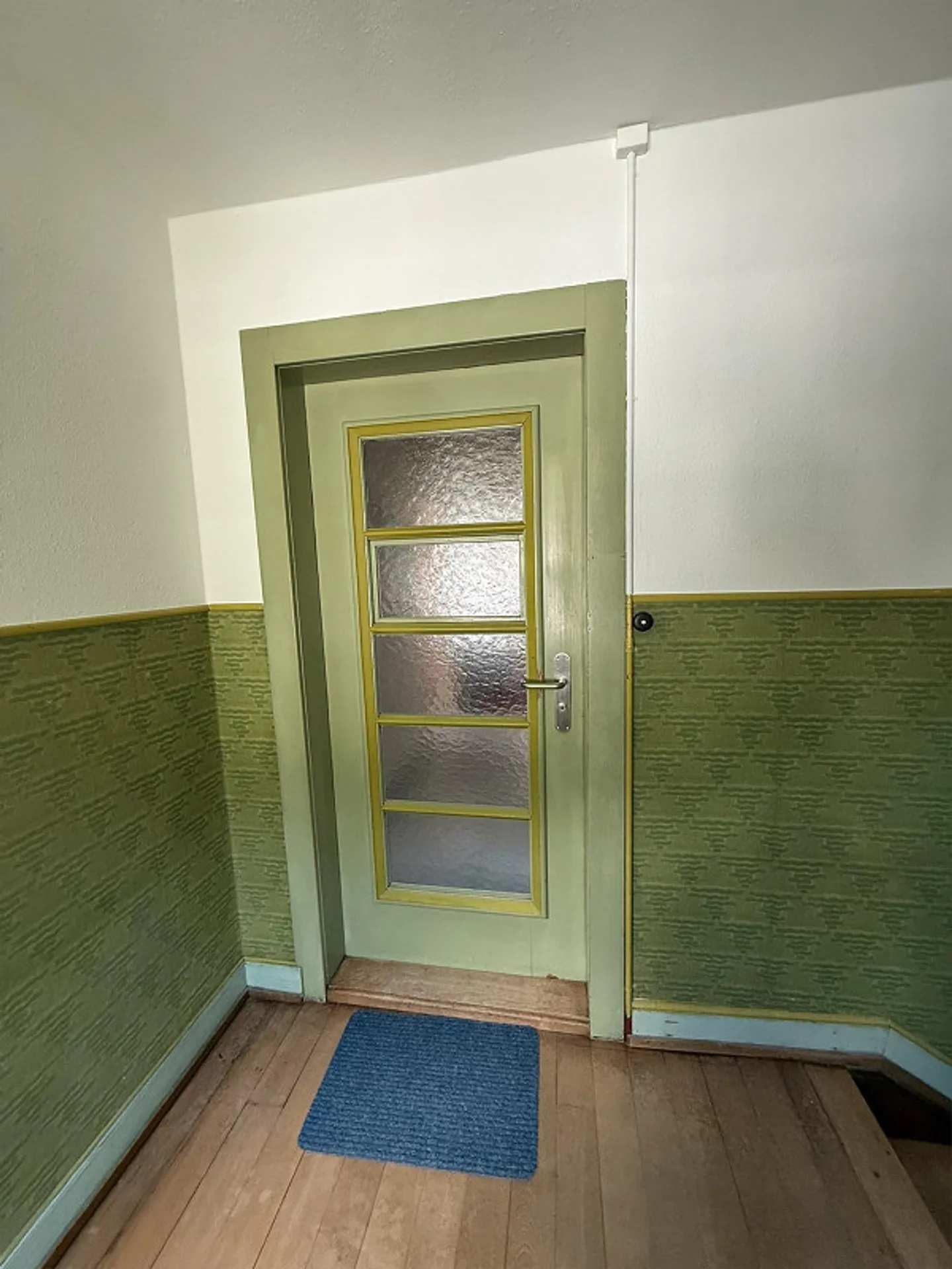 3-room attic apartment - Photo 2 of 9