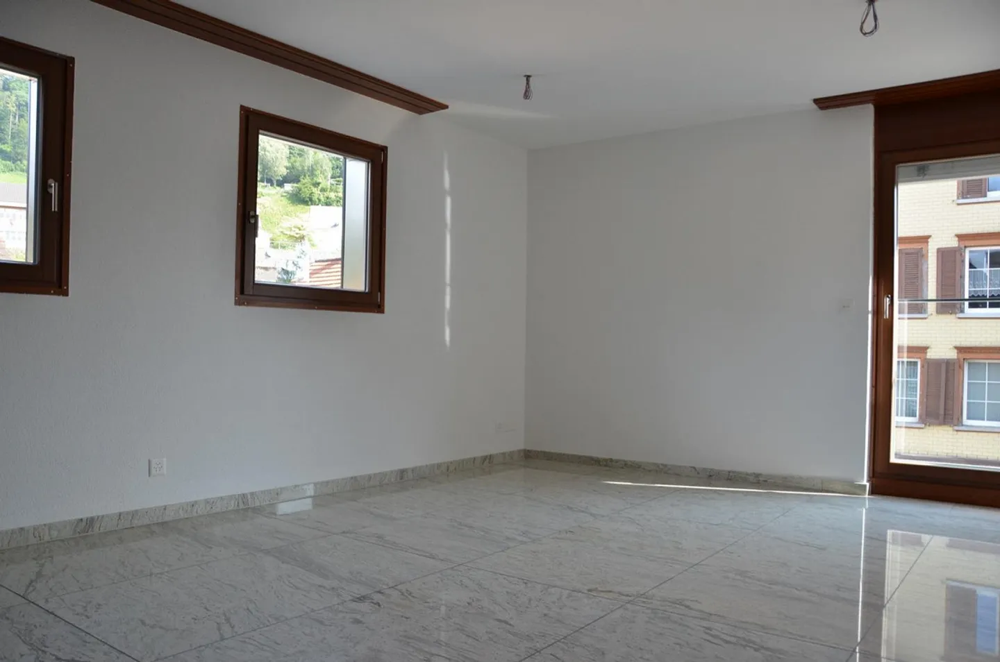 Appartement moderne et central cherche nouveau locataire - Photo 3 sur 7