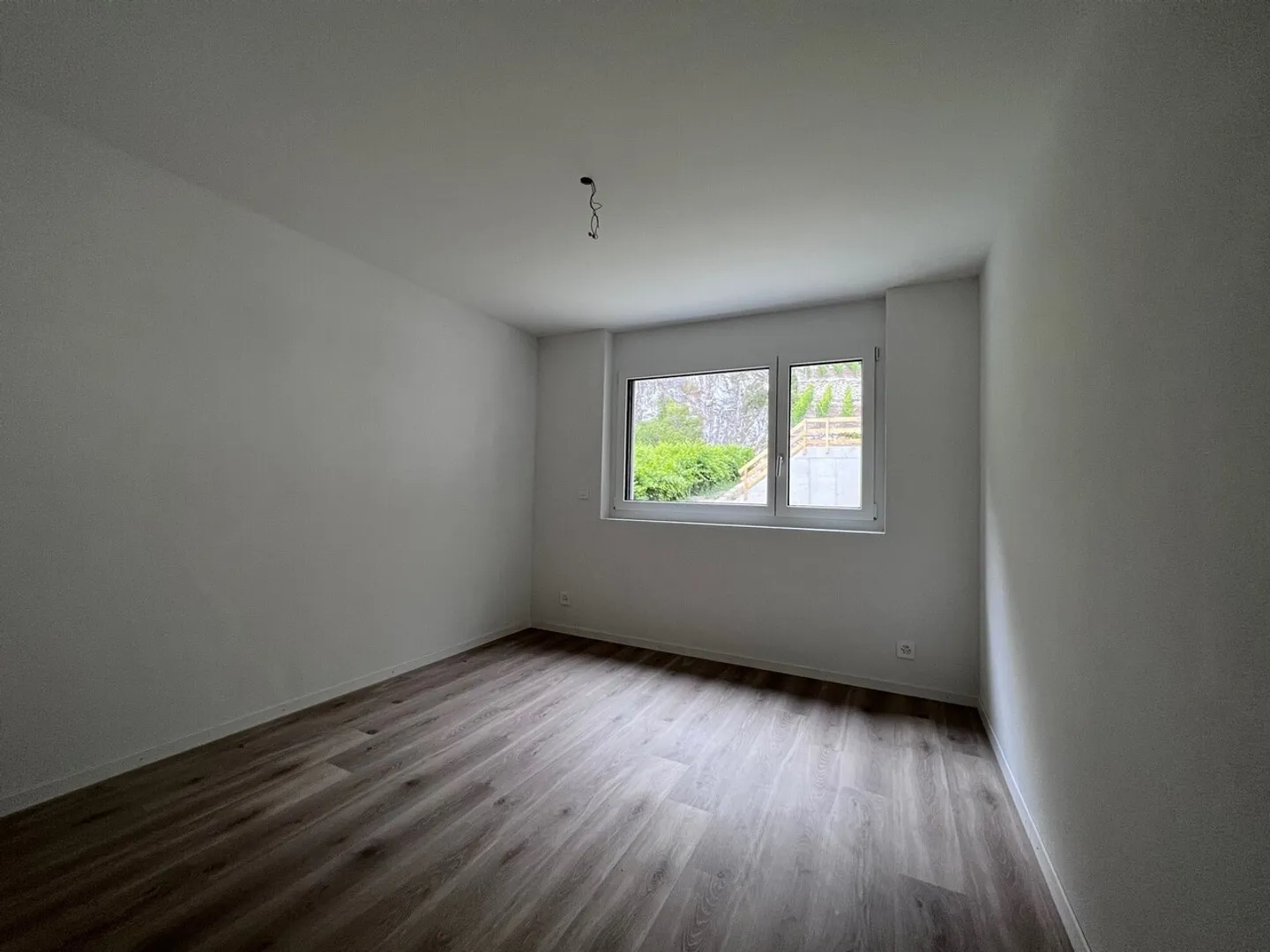 Spacious 3.5 Room Apartment - Photo 4 of 7