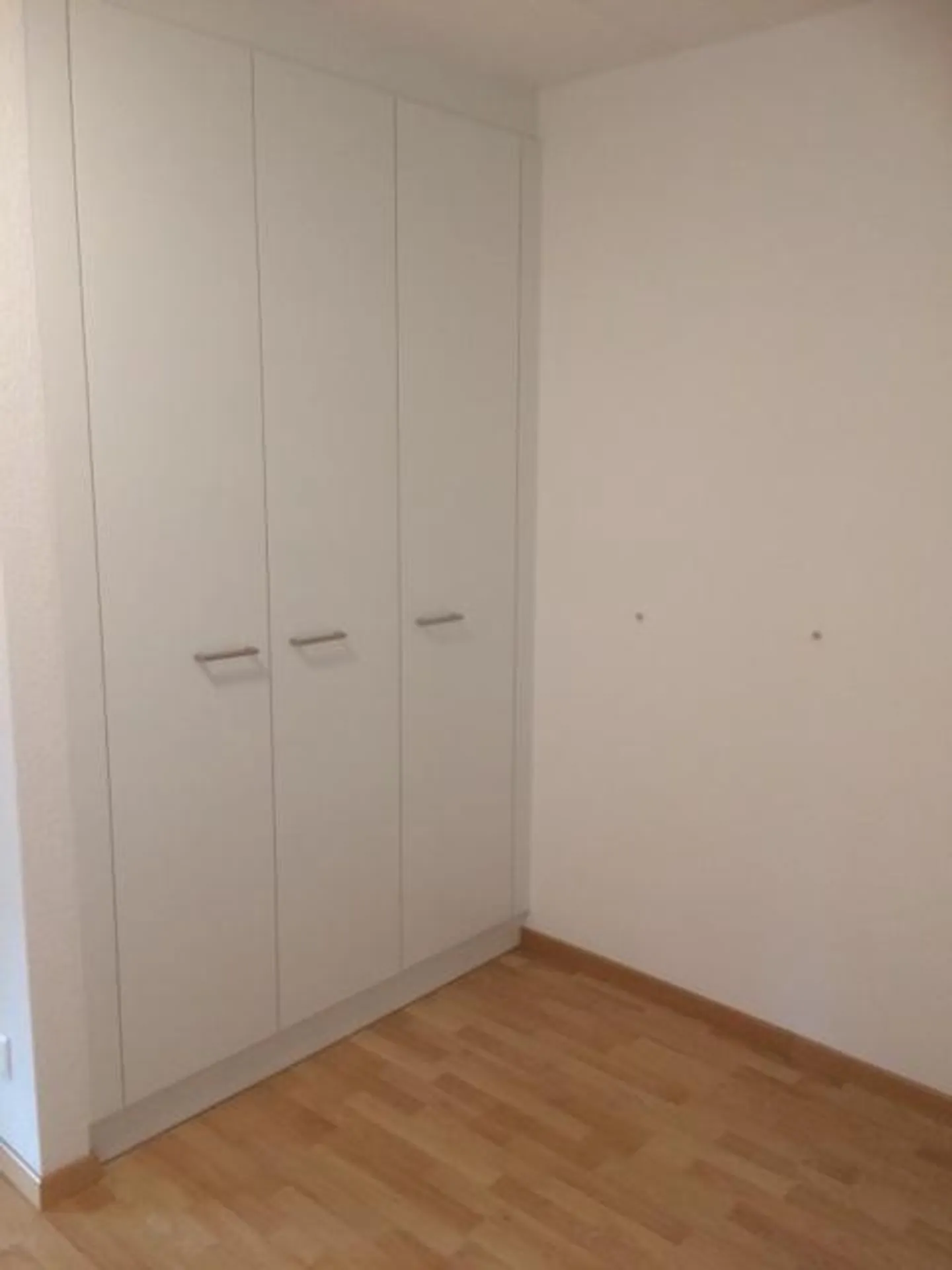 Ampio appartamento di 2,5 stanze a Heimberg - Foto 6 di 8