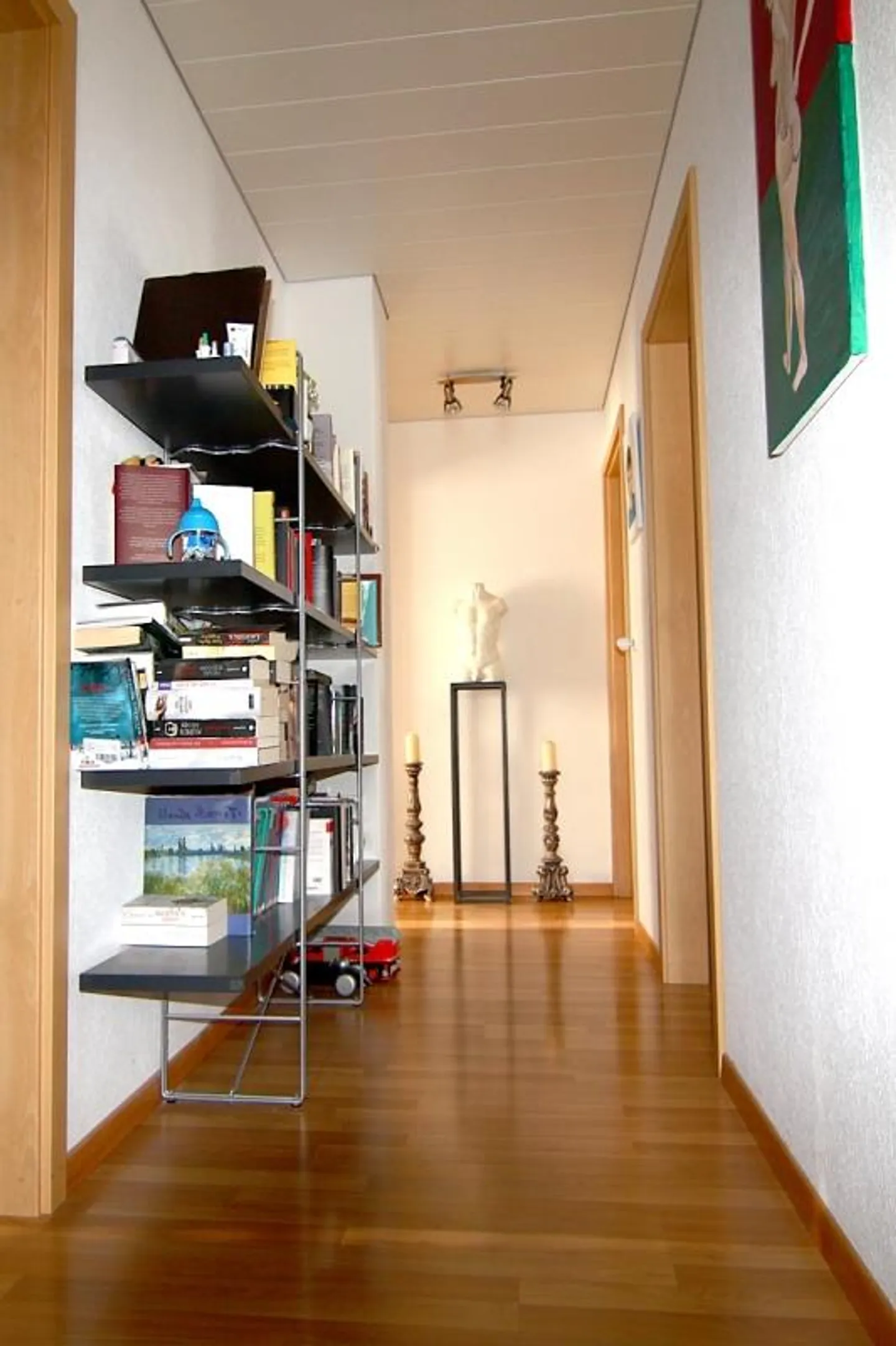 Geräumiges Einfamilienhaus mit Aussicht - Foto 10 von 18