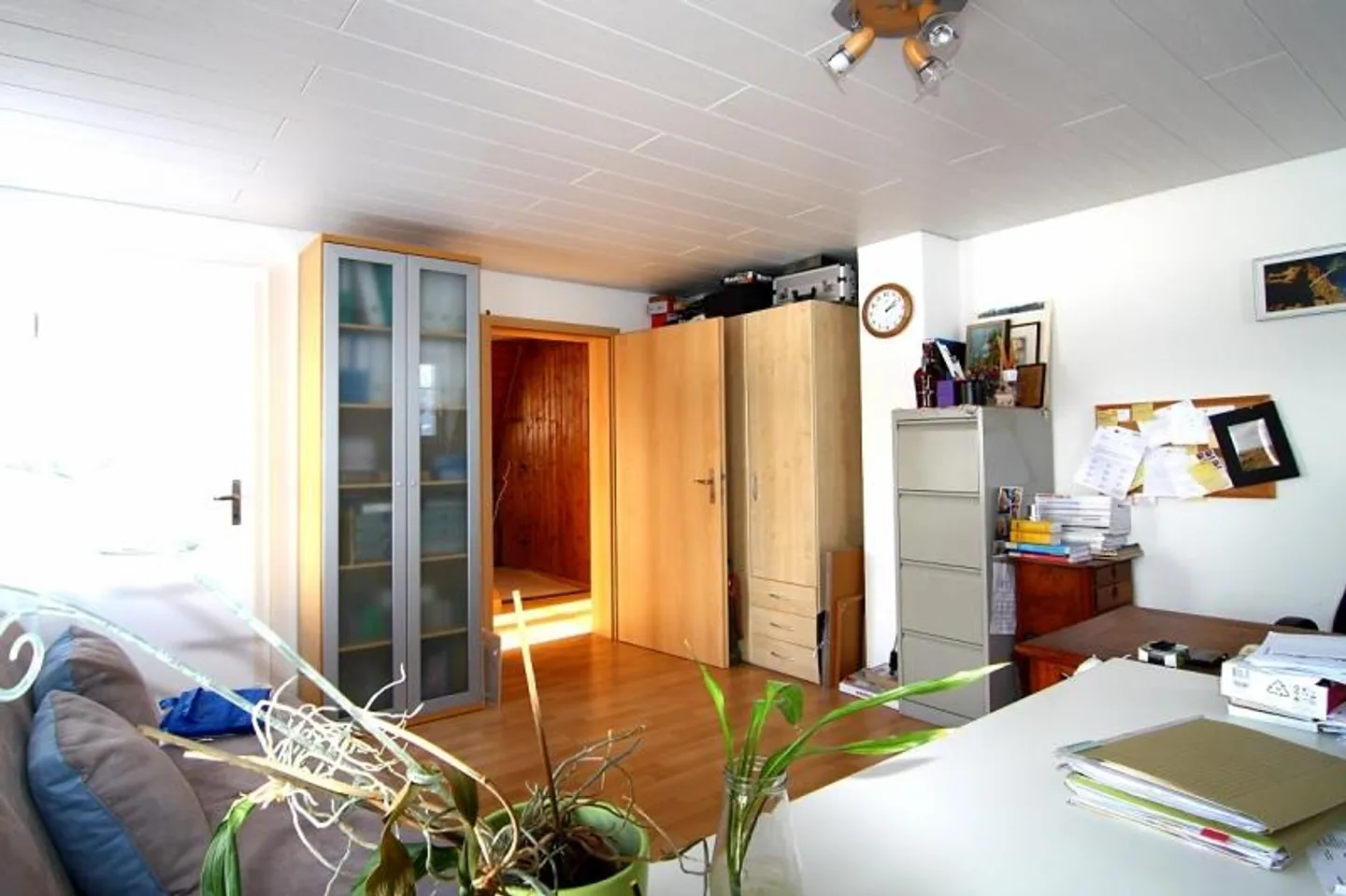 Geräumiges Einfamilienhaus mit Aussicht - Foto 14 von 18