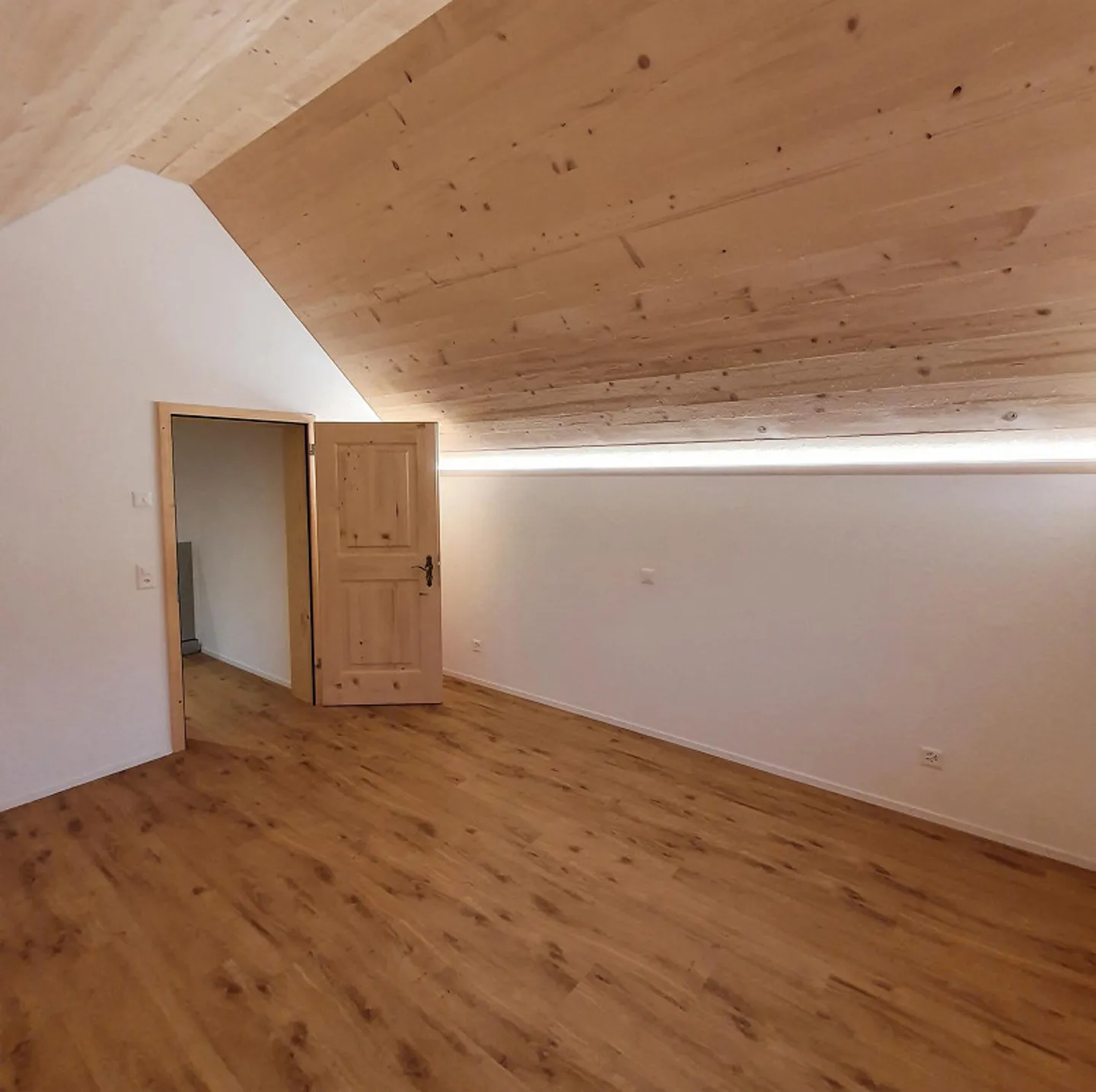 Appartamento duplex ristrutturato di 4 1/2 stanze - Foto 14 di 15