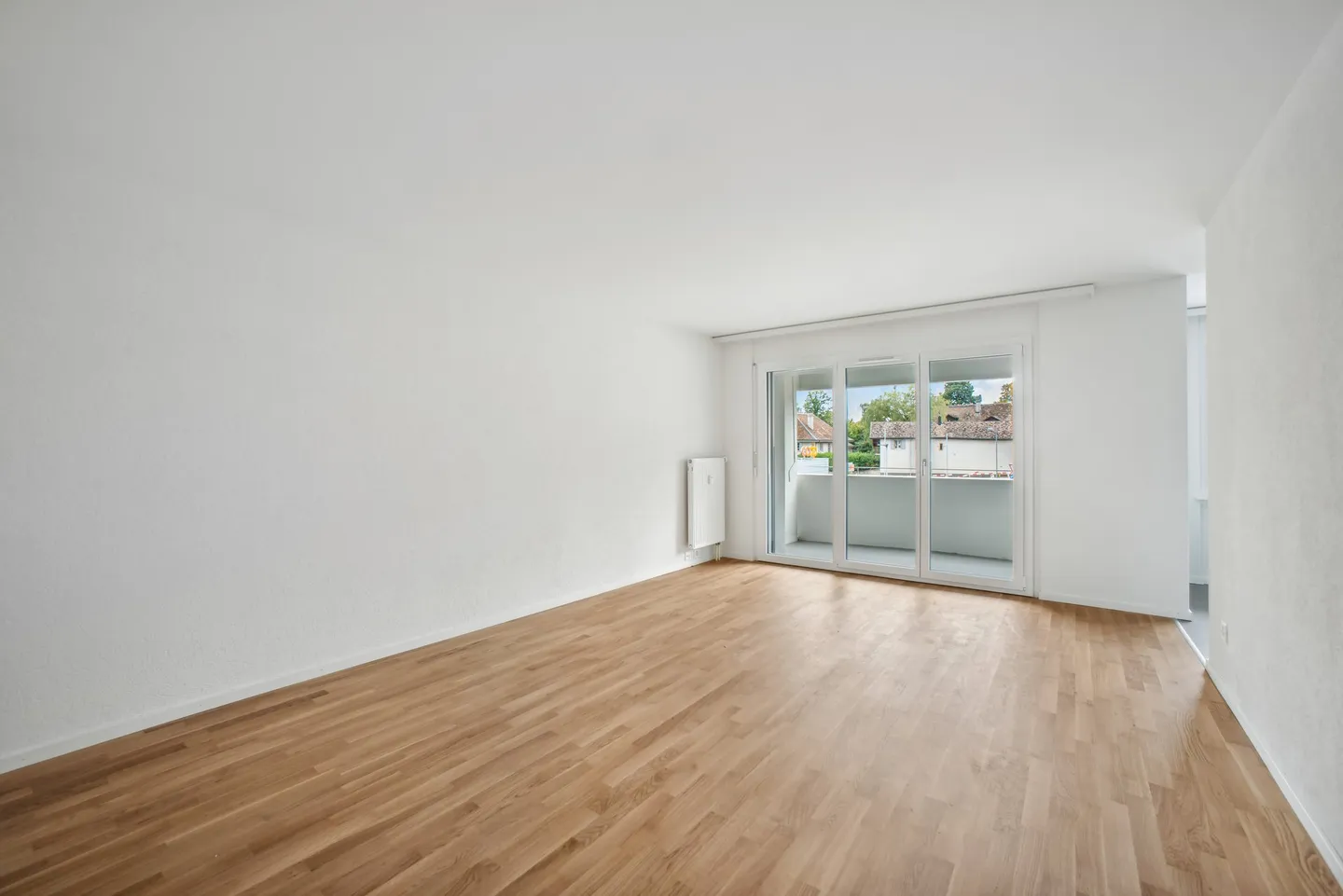 Minergie-Gebäude | Renovierte Wohnung mit KOSTENLOSER Kaution - Foto 3 von 9