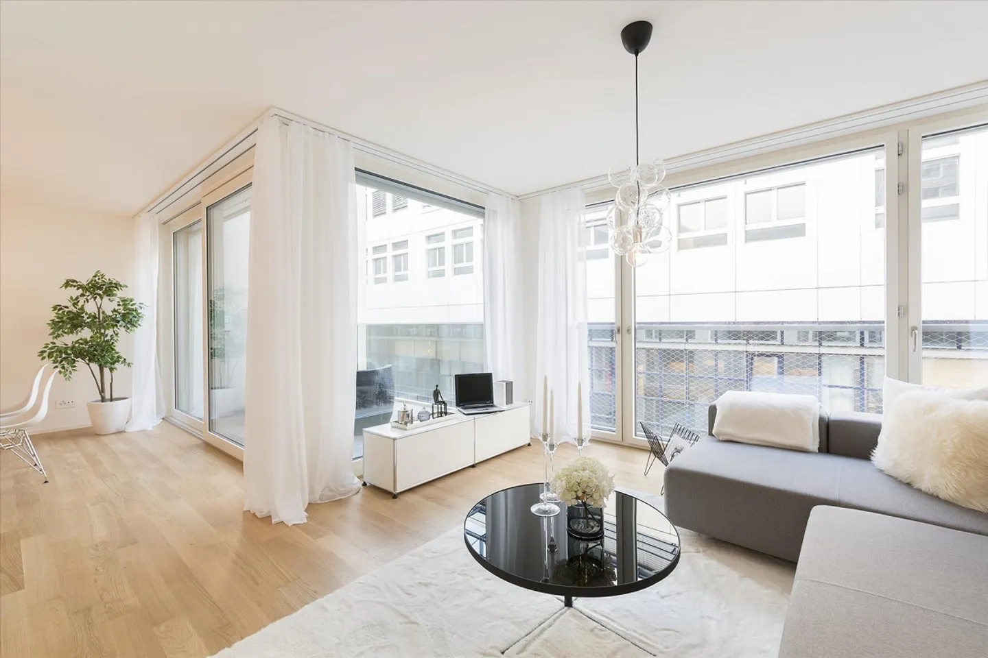 Vivre à MATTEO - Attention aux célibataires ! - Photo 2 sur 5