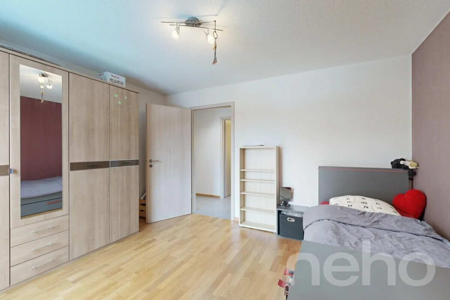 T4 Apartment of 106 m² with mountain view in La Chaux-de-Fonds - Photo 4 of 12