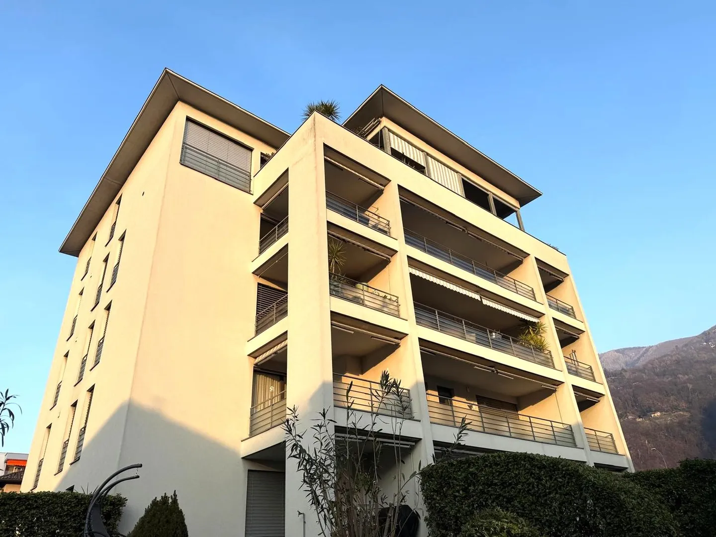 Zweieinhalb-Zimmer-Wohnung, sehr gute Lage - Foto 1 von 6