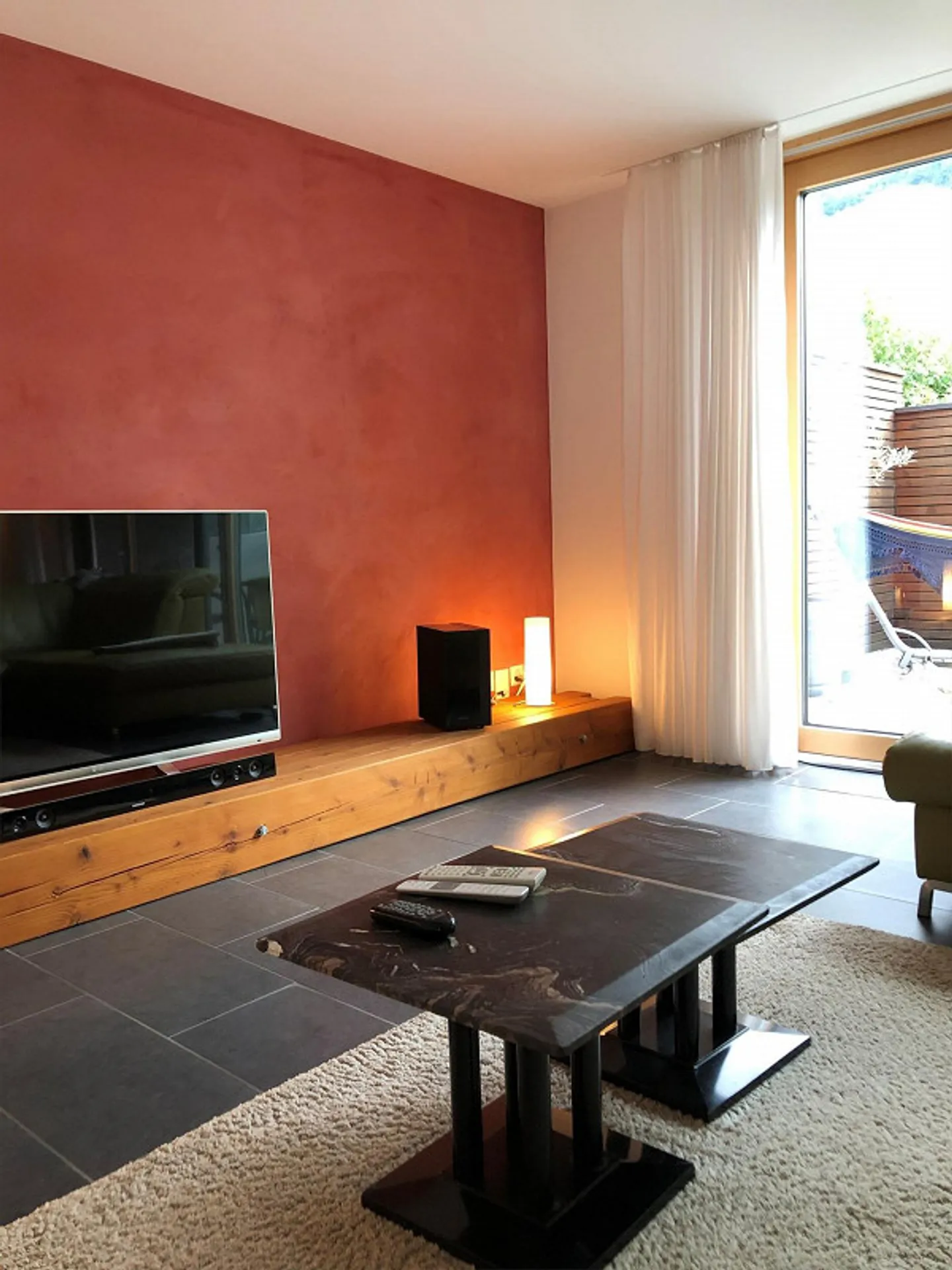 Corner House Close to the Center with Road Access - Photo 3 of 7