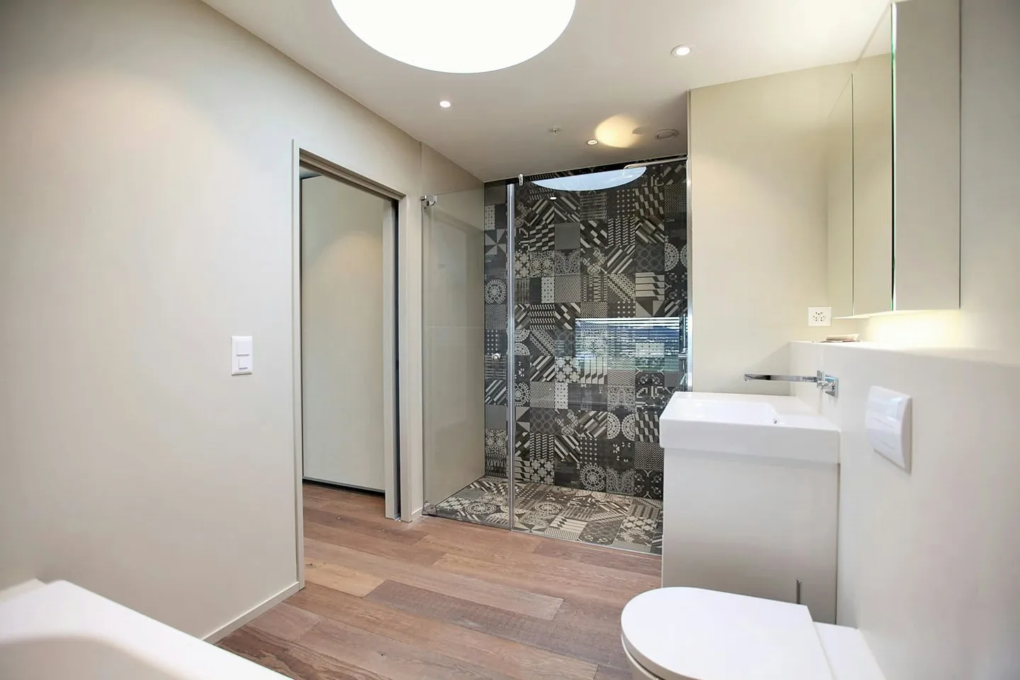 Living it UP! exklusive Penthouse Wohnung im 23. OG - Foto 9 von 10