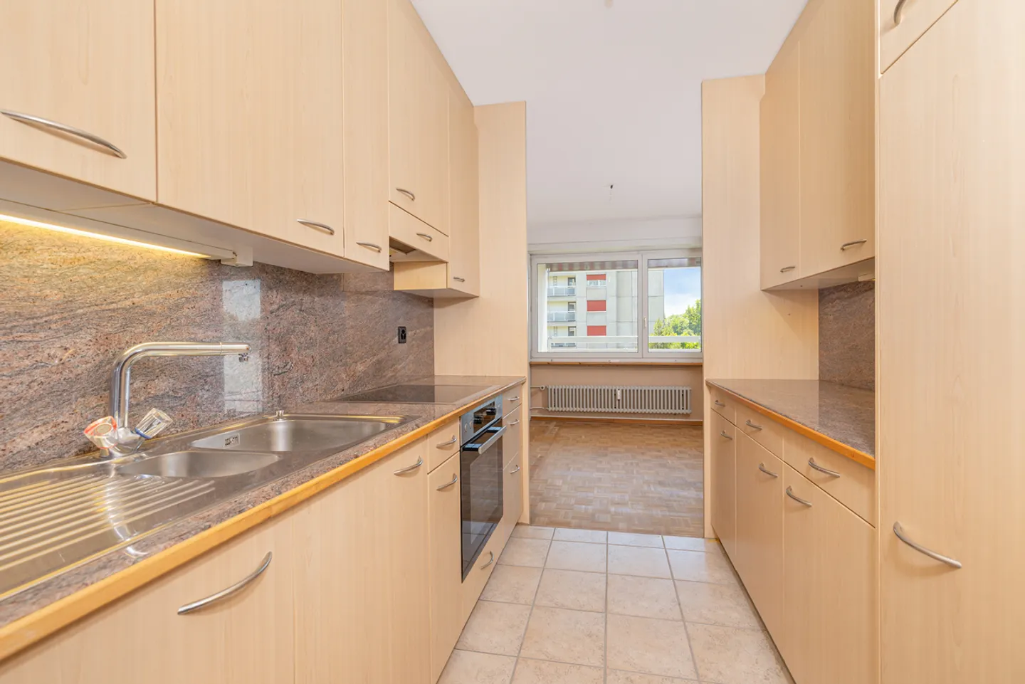 Living close to the city, designing individually - Photo 9 of 13