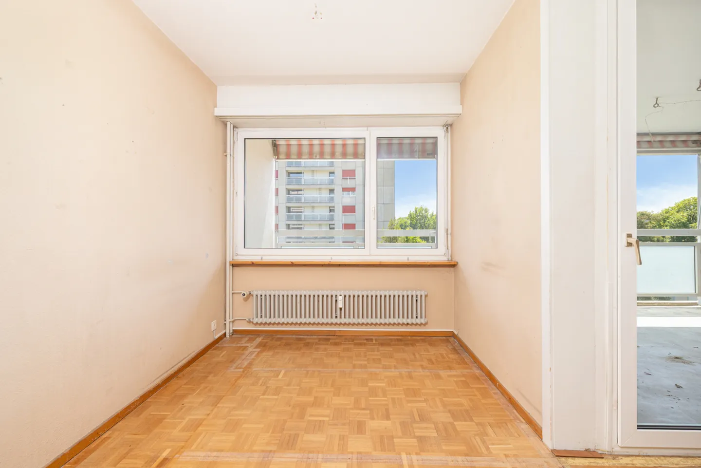 Living close to the city, designing individually - Photo 10 of 13