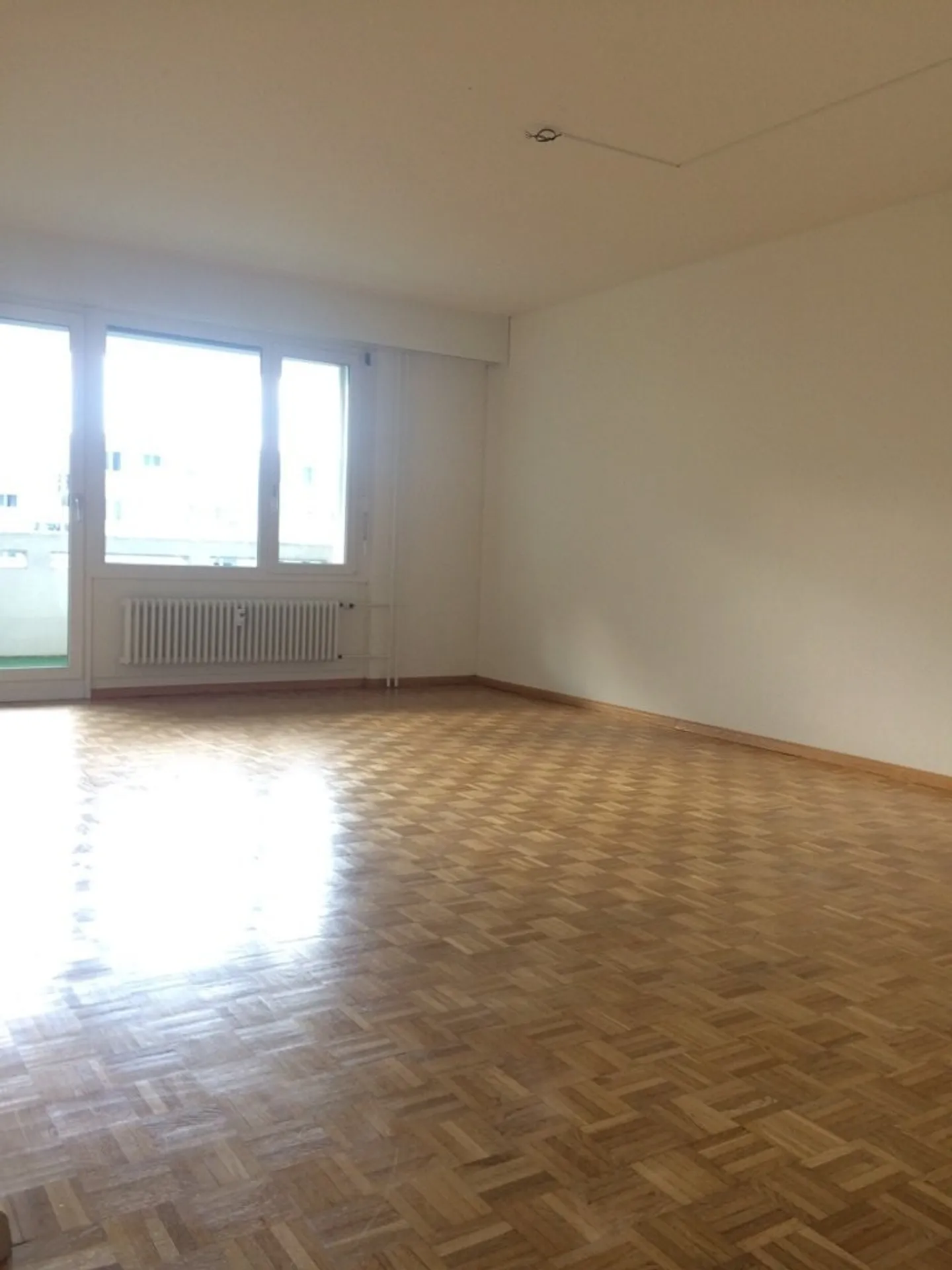 Bellissimo e luminoso appartamento di 4 stanze in affitto a Schänzli! - Foto 5 di 8