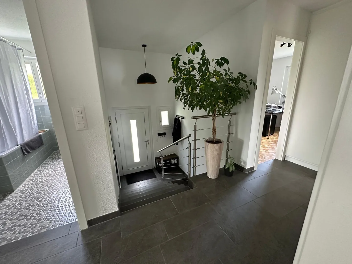 Detached single-family house with a lot of charm... - Photo 4 of 14