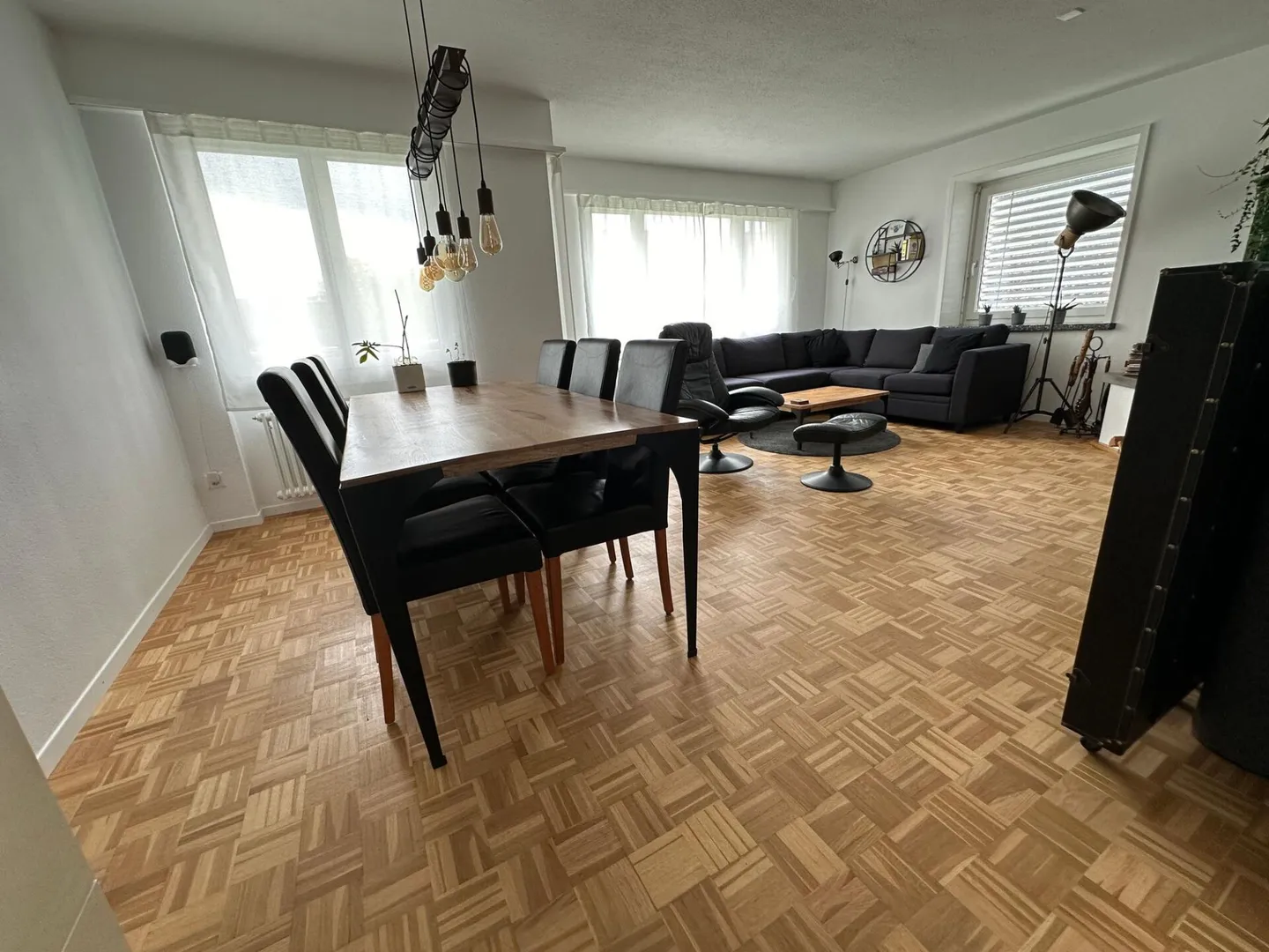 Detached single-family house with a lot of charm... - Photo 10 of 14