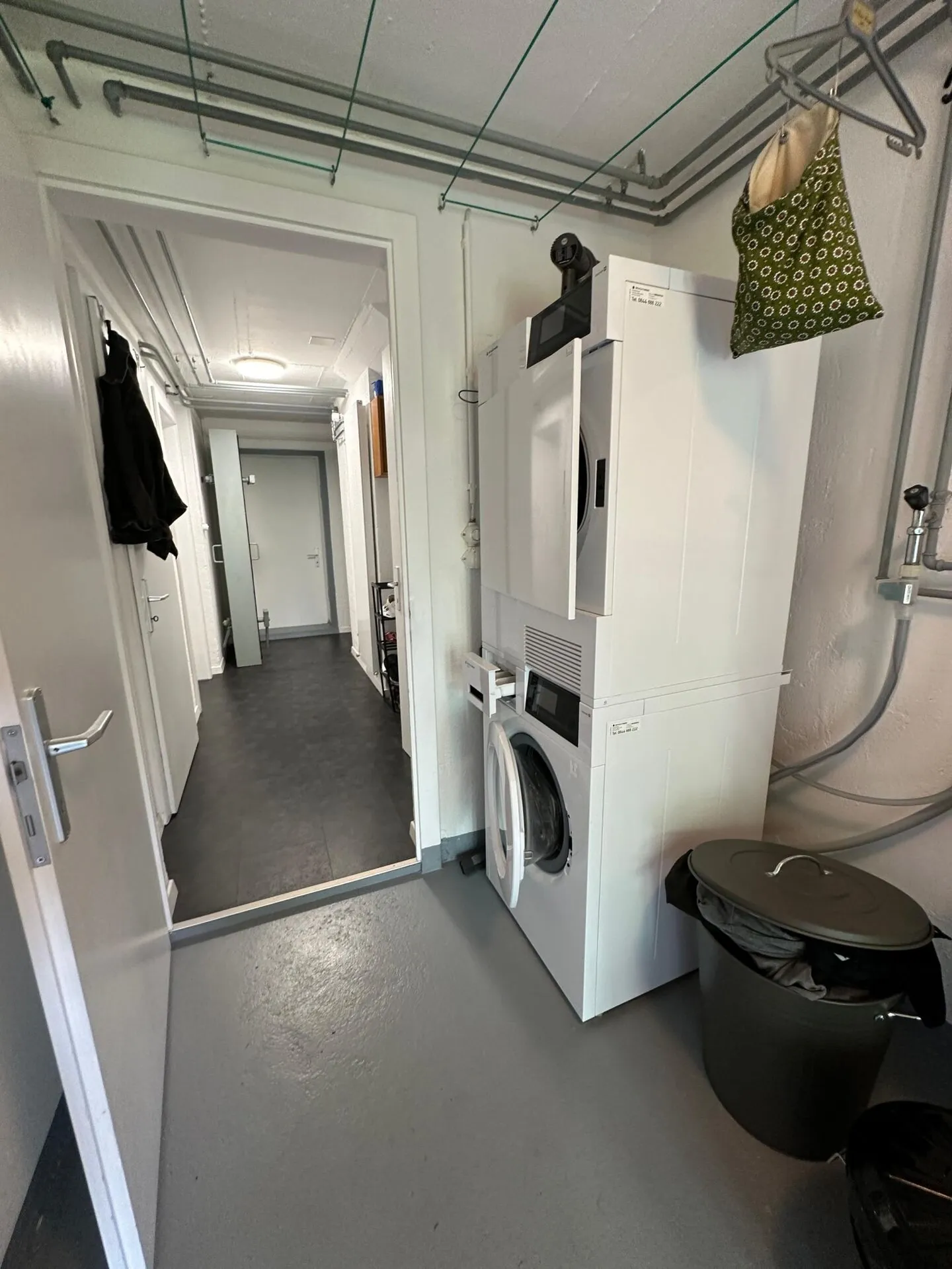 Detached single-family house with a lot of charm... - Photo 12 of 14