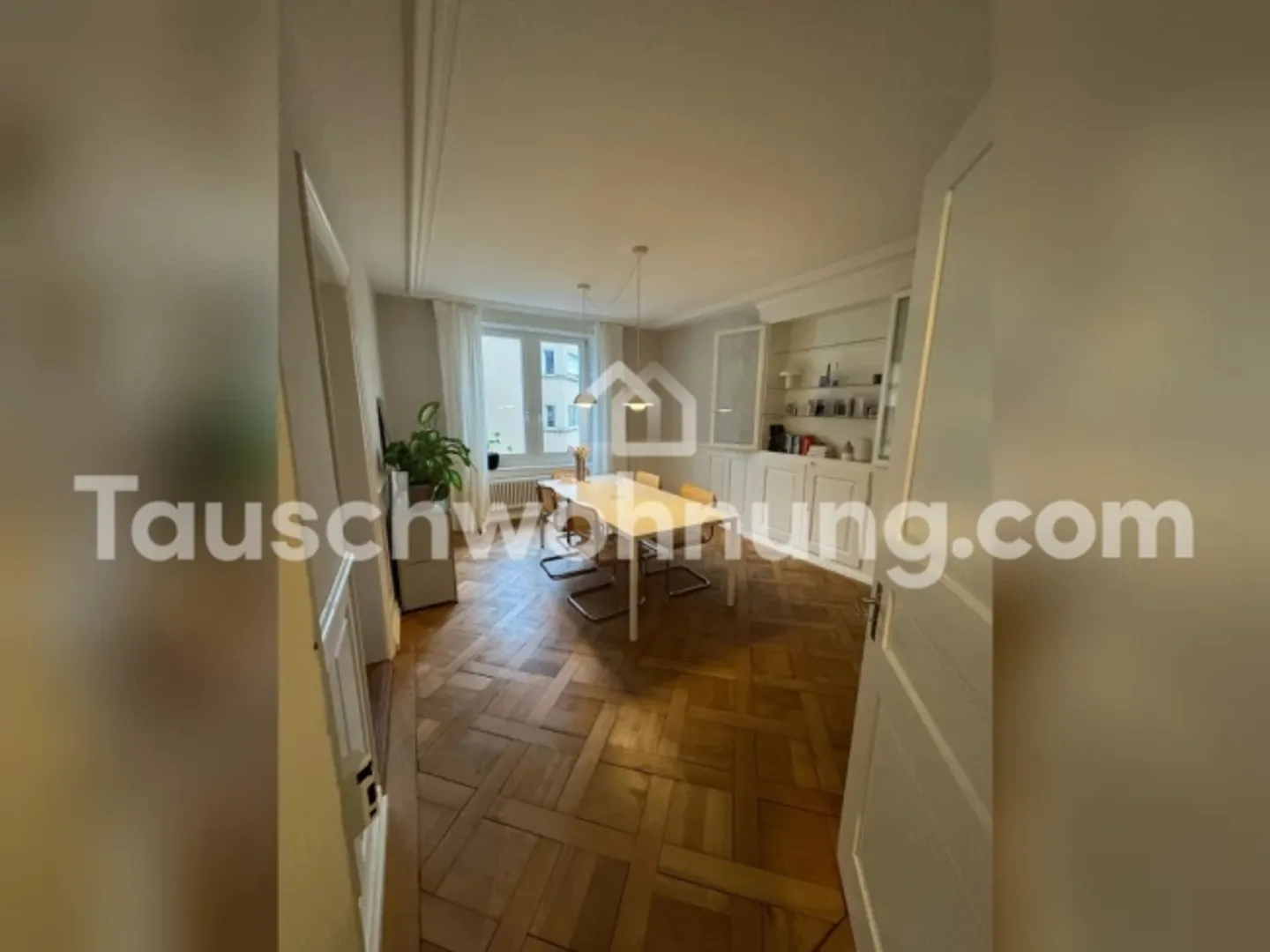 [ÉCHANGE D'APPARTEMENT] Appartement ancien rénové dans un emplacement central dans le quartier 4 - Photo 3 sur 8