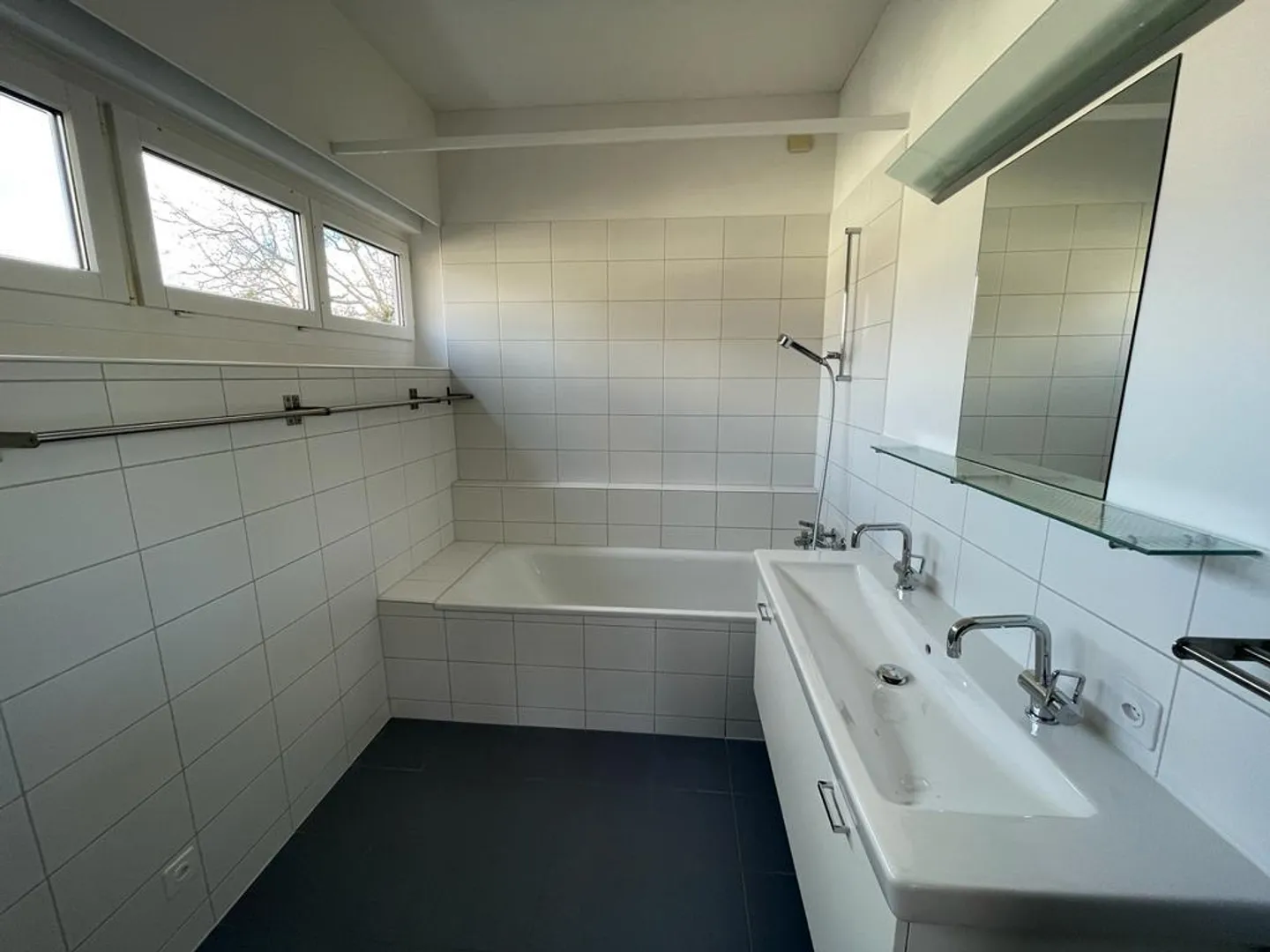 Design lovers wanted! - 9-room detached house in Schaffhausen - Photo 10 of 13