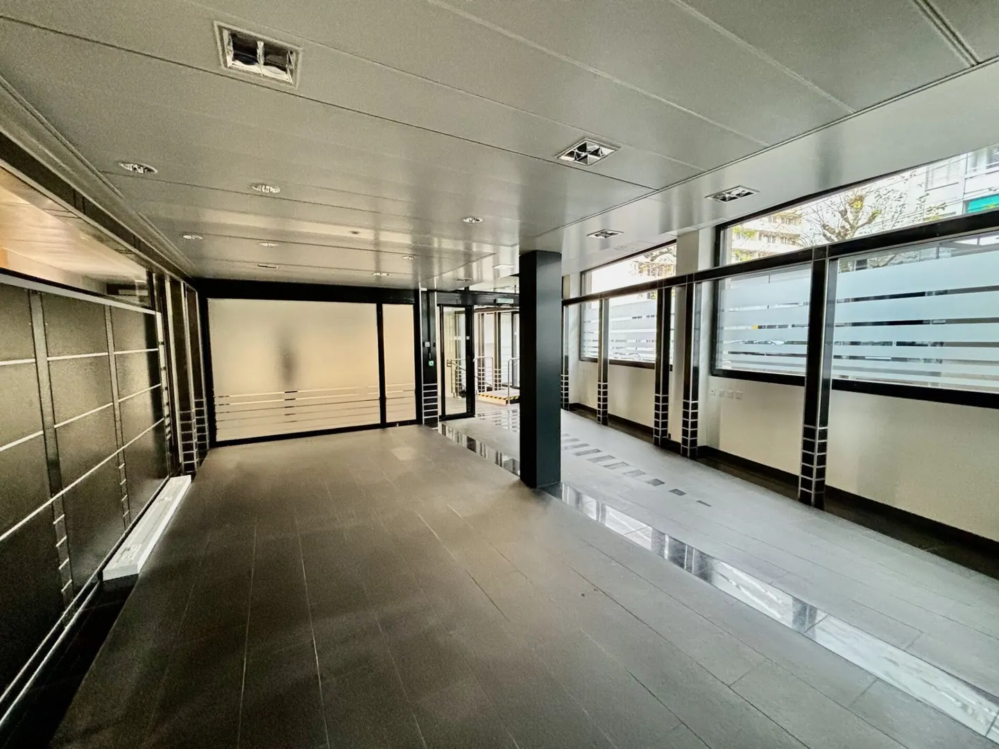 Spazio ufficio in affitto - Foto 5 di 6