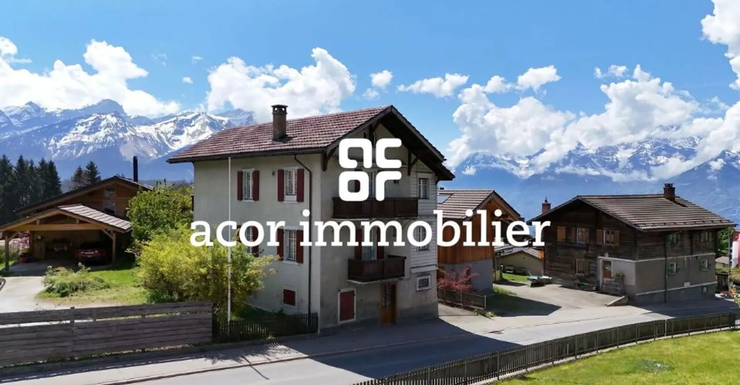 Haus zu renovieren mit großem Potenzial - Foto 1 von 11