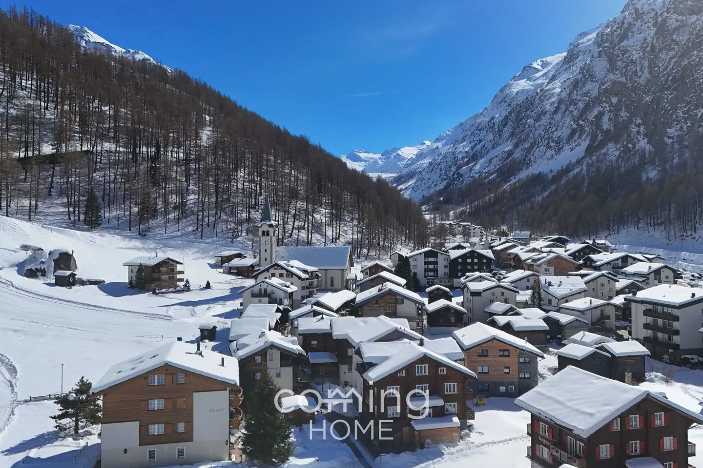 Vivere a Saas-Grund - 2.5 locali con camino e vista libera - Foto 3 di 11