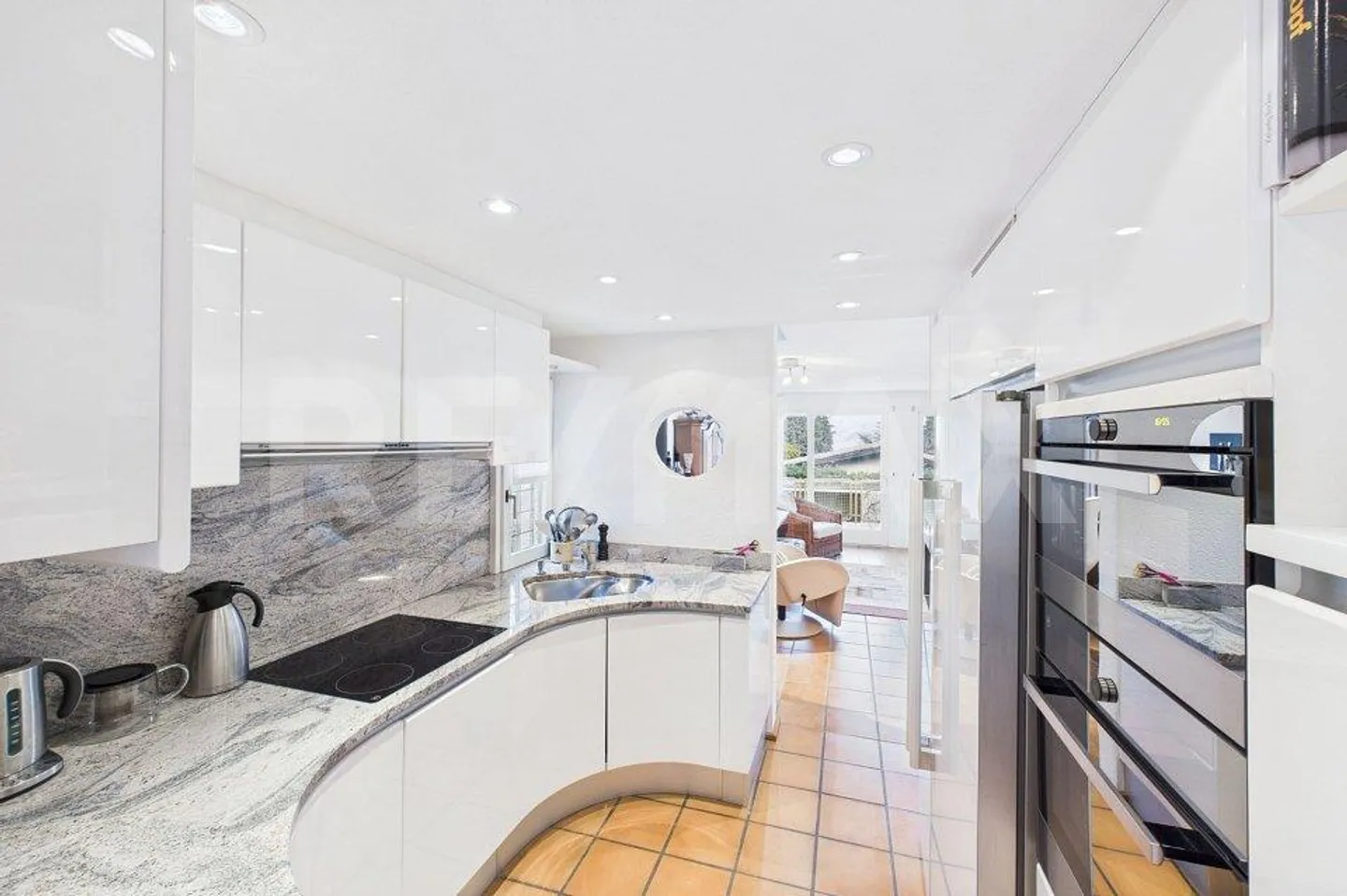 Stepped house for sale - Photo 6 of 13