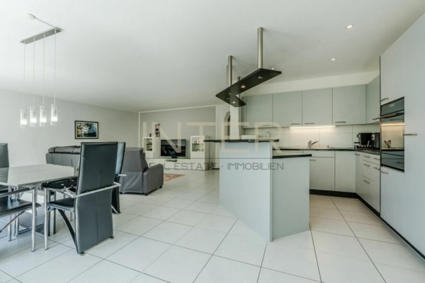 Dreamlike Garden Apartment with 131.6 m² Net Living Area – Far View & Quiet - Photo 4 of 18