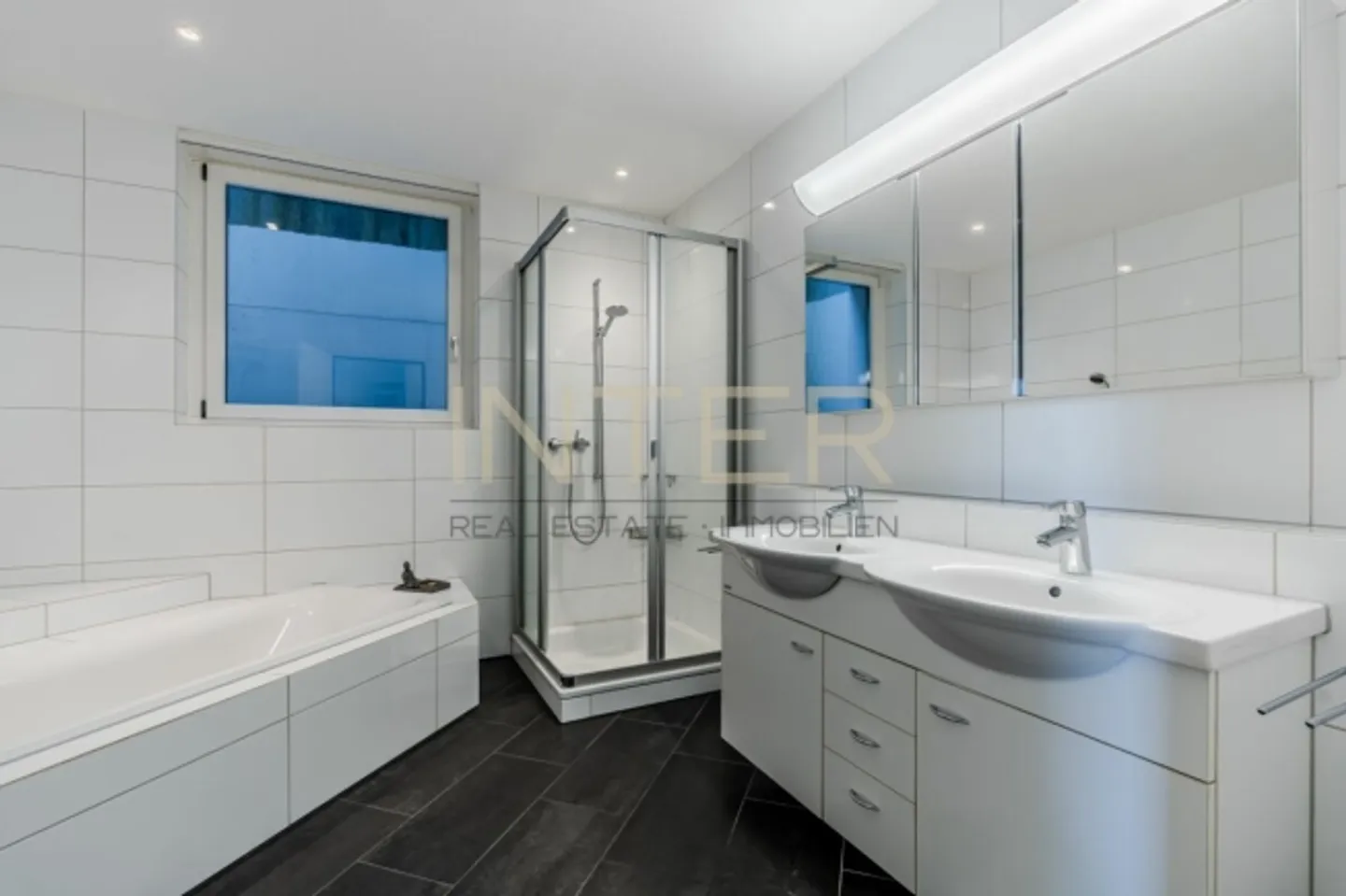 Dreamlike Garden Apartment with 131.6 m² Net Living Area – Far View & Quiet - Photo 6 of 18