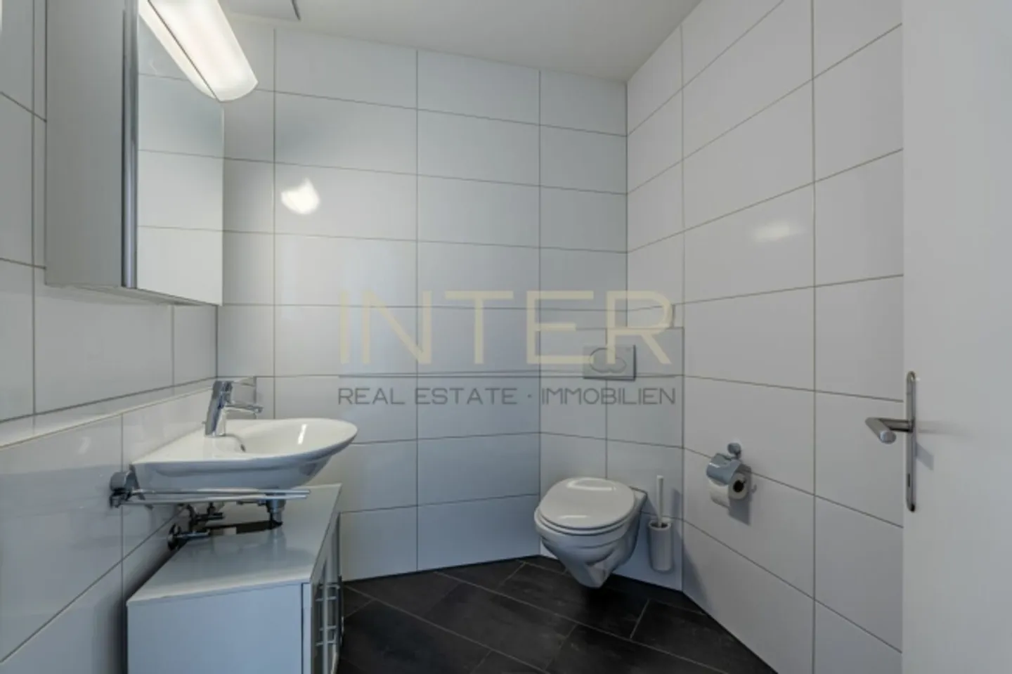Dreamlike Garden Apartment with 131.6 m² Net Living Area – Far View & Quiet - Photo 7 of 18