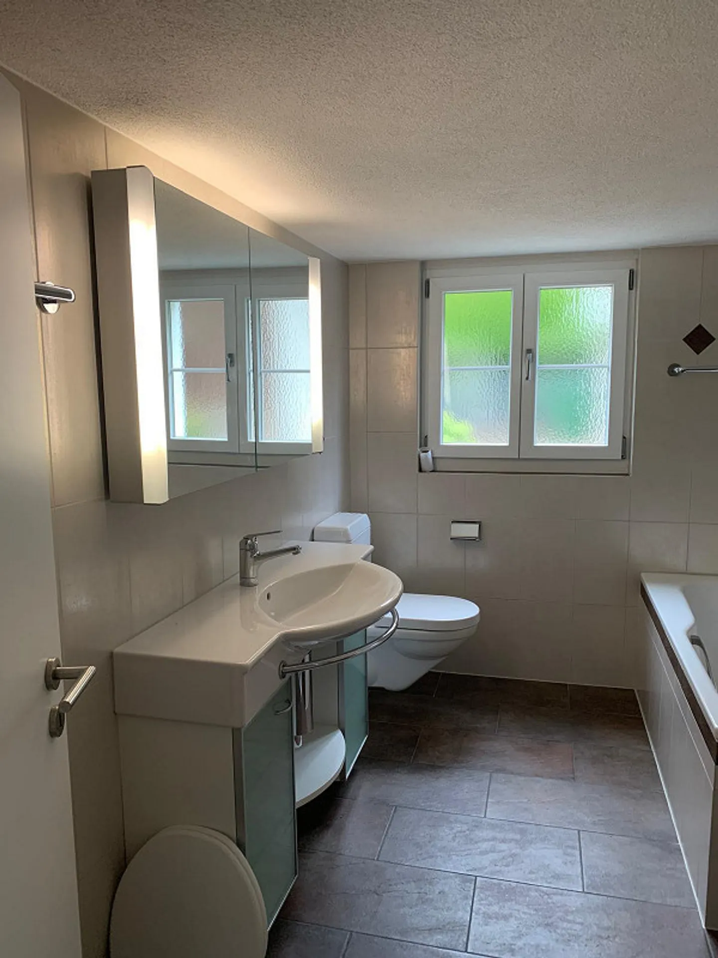 Saluti - Sezione di casa di 5,5 stanze inclusa 2 posti auto cerca nuovo inquilino - Foto 10 di 13