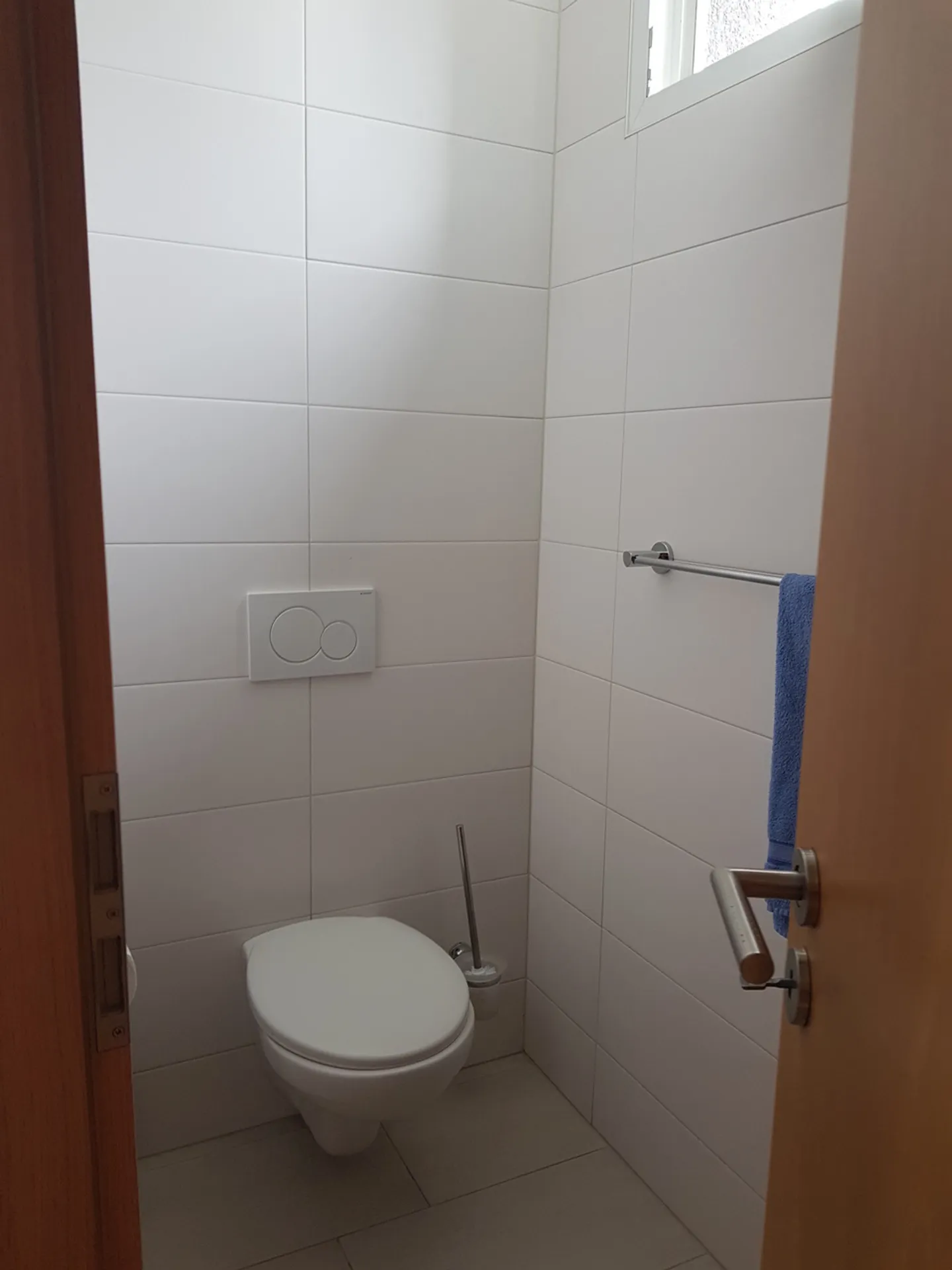 FOR RENT OFFICE 1 ROOM - Photo 6 of 6