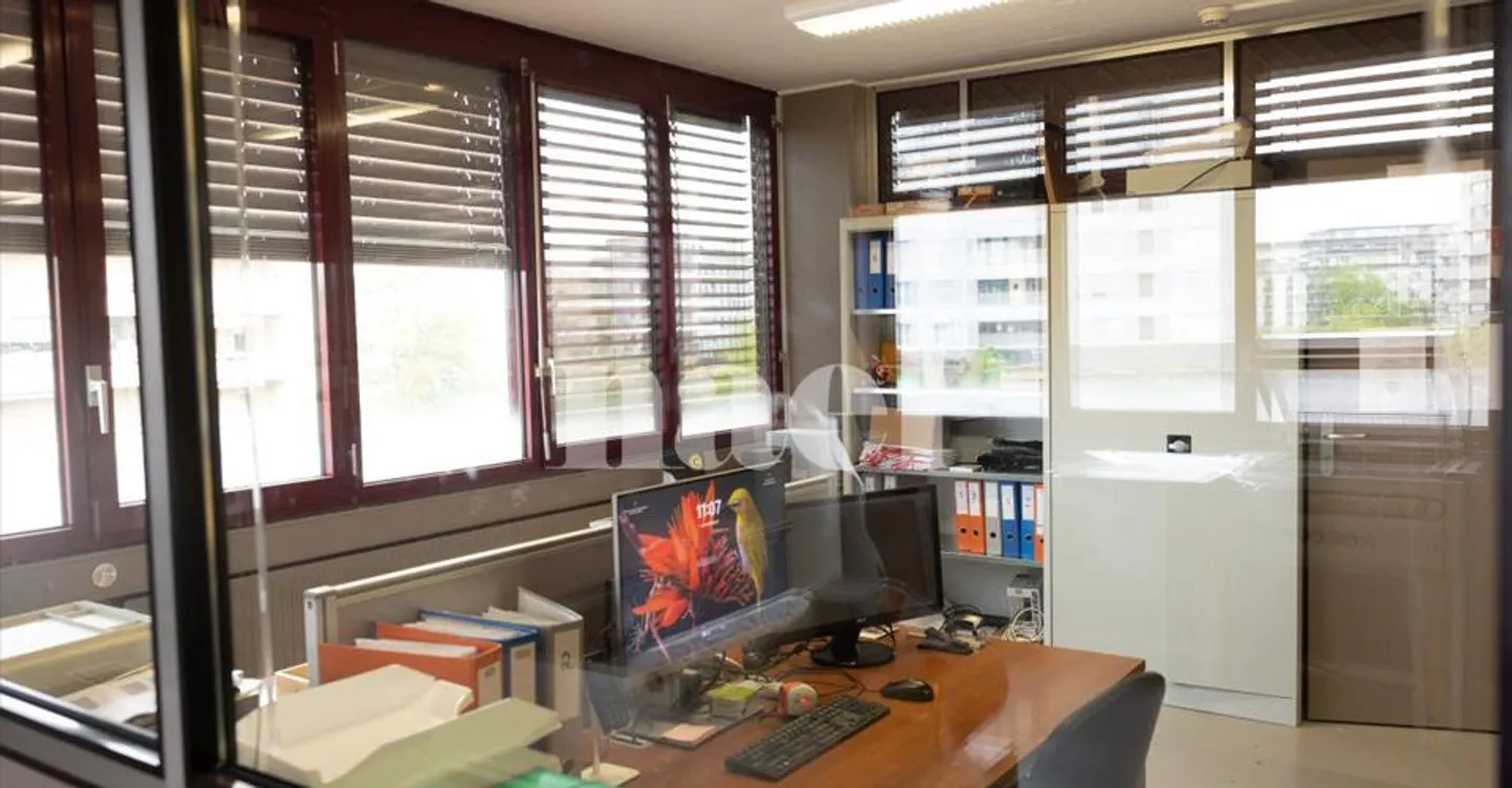 Office space for rent - Photo 8 of 8