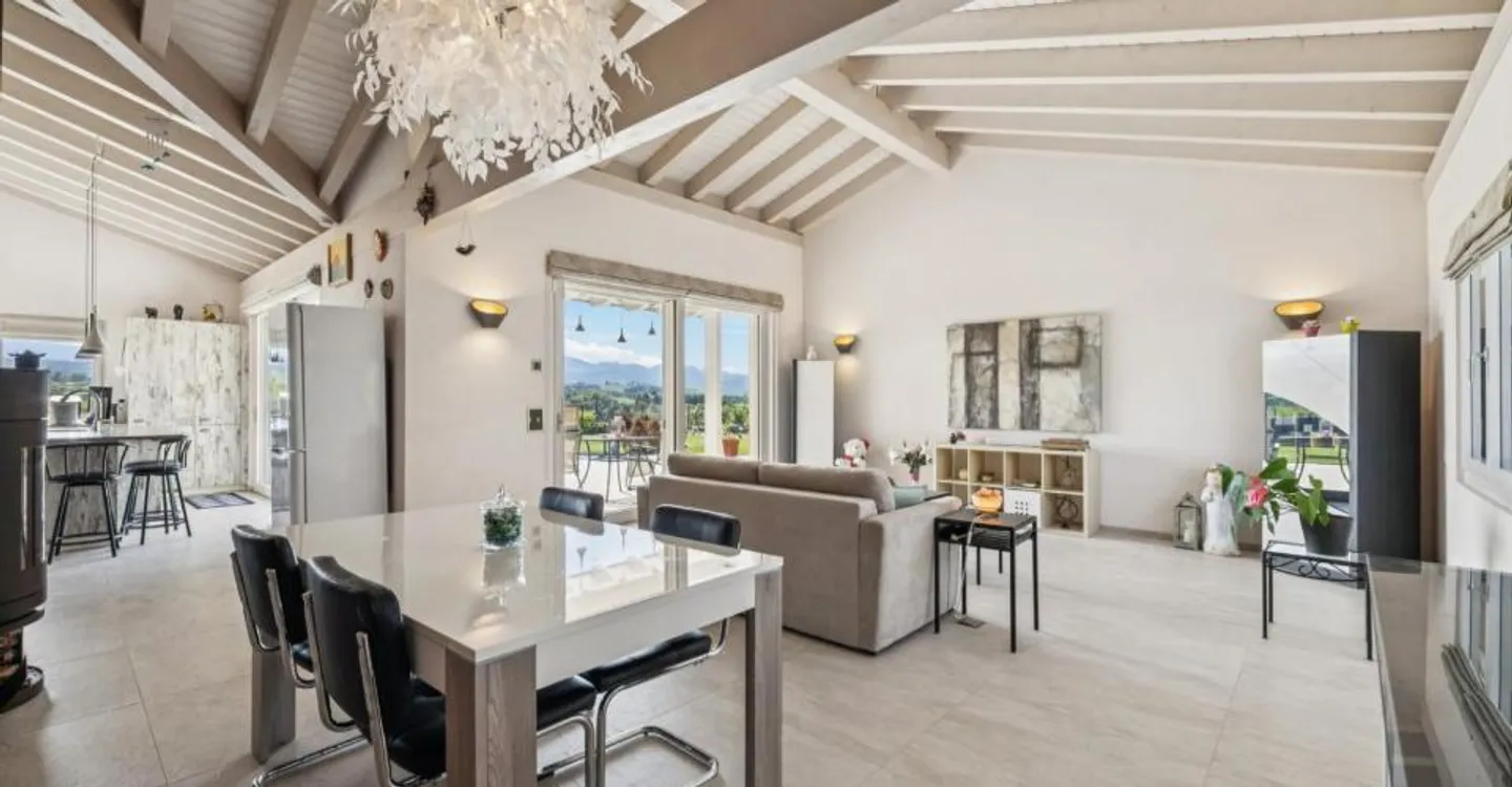 Villa contemporaine avec jardin - Photo 3 sur 9