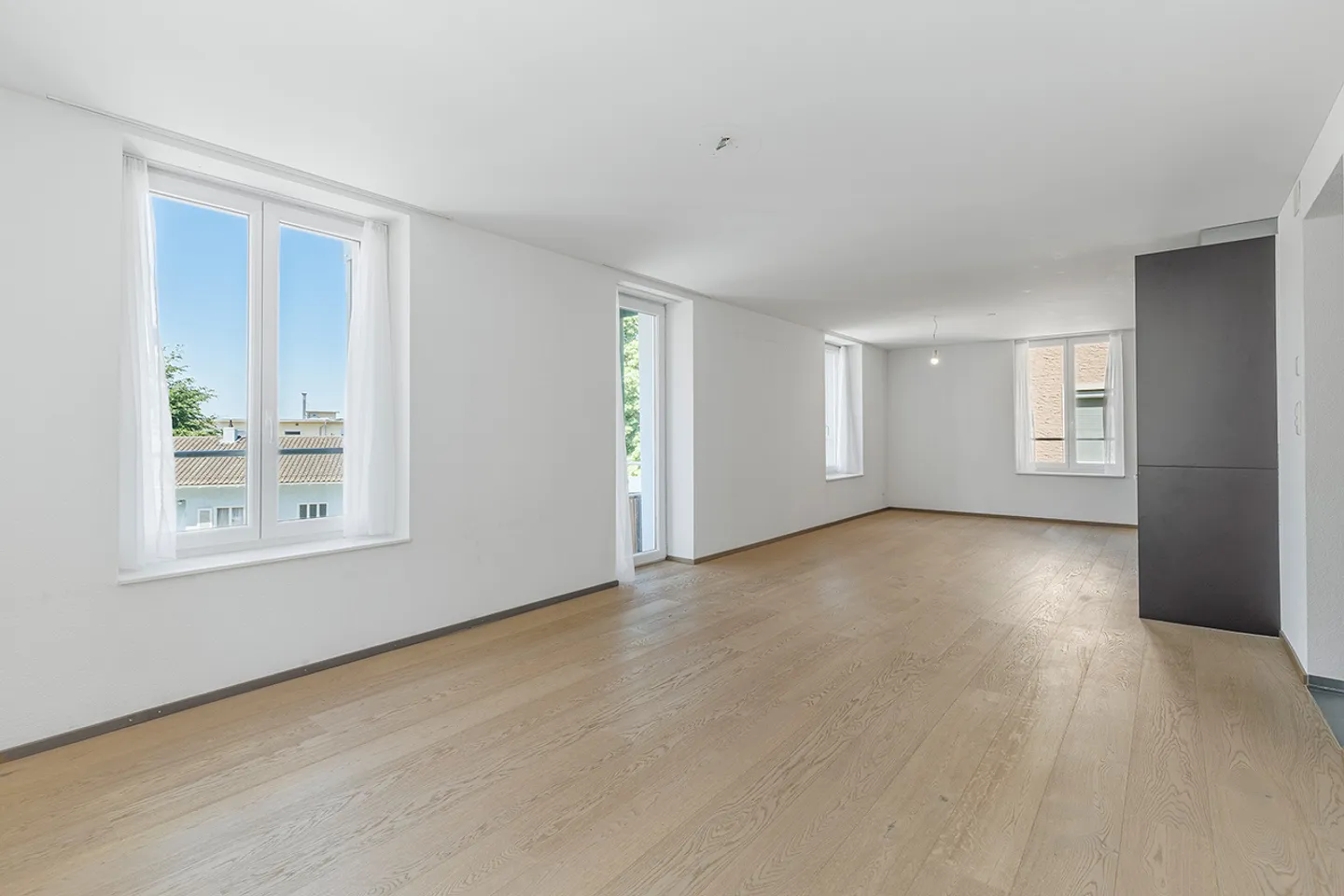 Charming Apartment with Garden - Photo 1 of 8