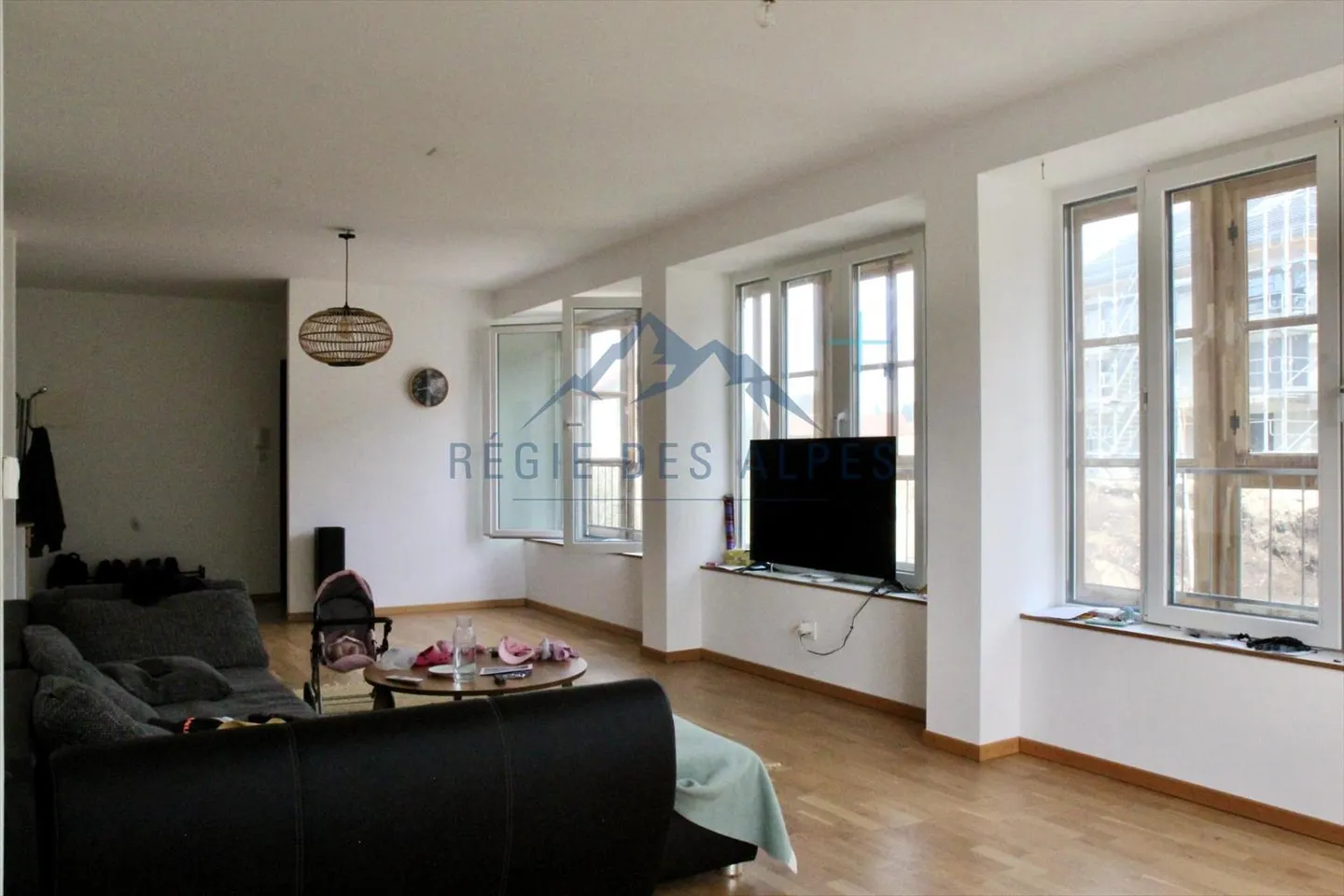 Superbe appartement moderne en attique à Vallorbe ( Lot 11 ) - Photo 2 sur 9