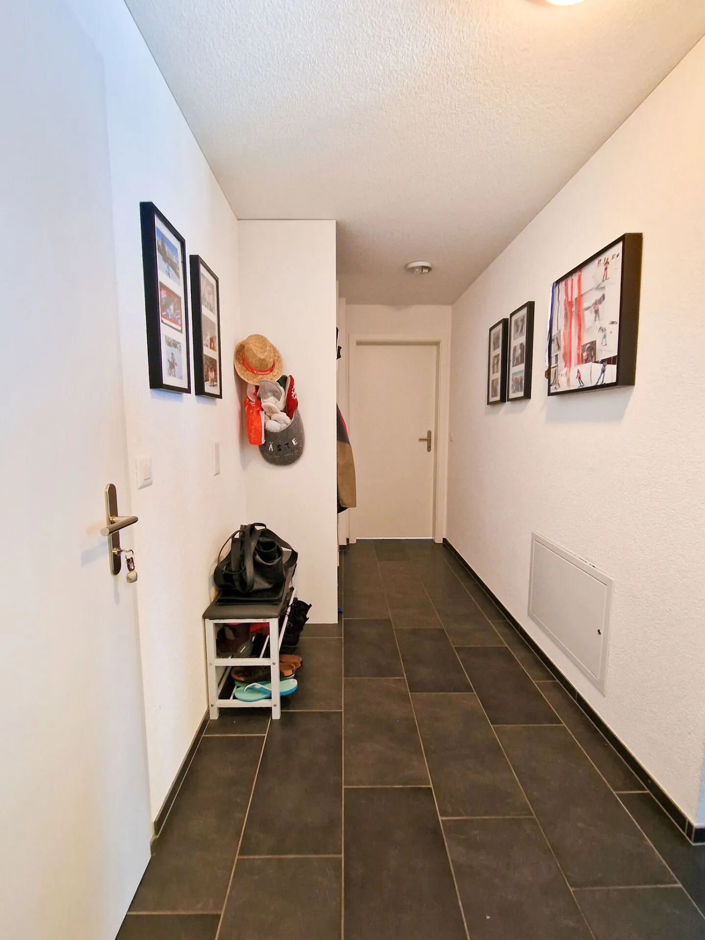 Ski-in / Ski-out - beautiful 3.5-room holiday apartment to fall in love with - Photo 12 of 13