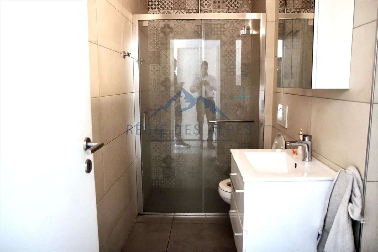 Superbe appartement moderne en attique à Vallorbe ( Lot 11 ) - Photo 7 sur 9
