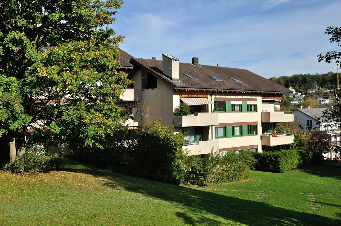 Appartamento mansardato di 2 stanze con vista spettacolare - Foto 3 di 5