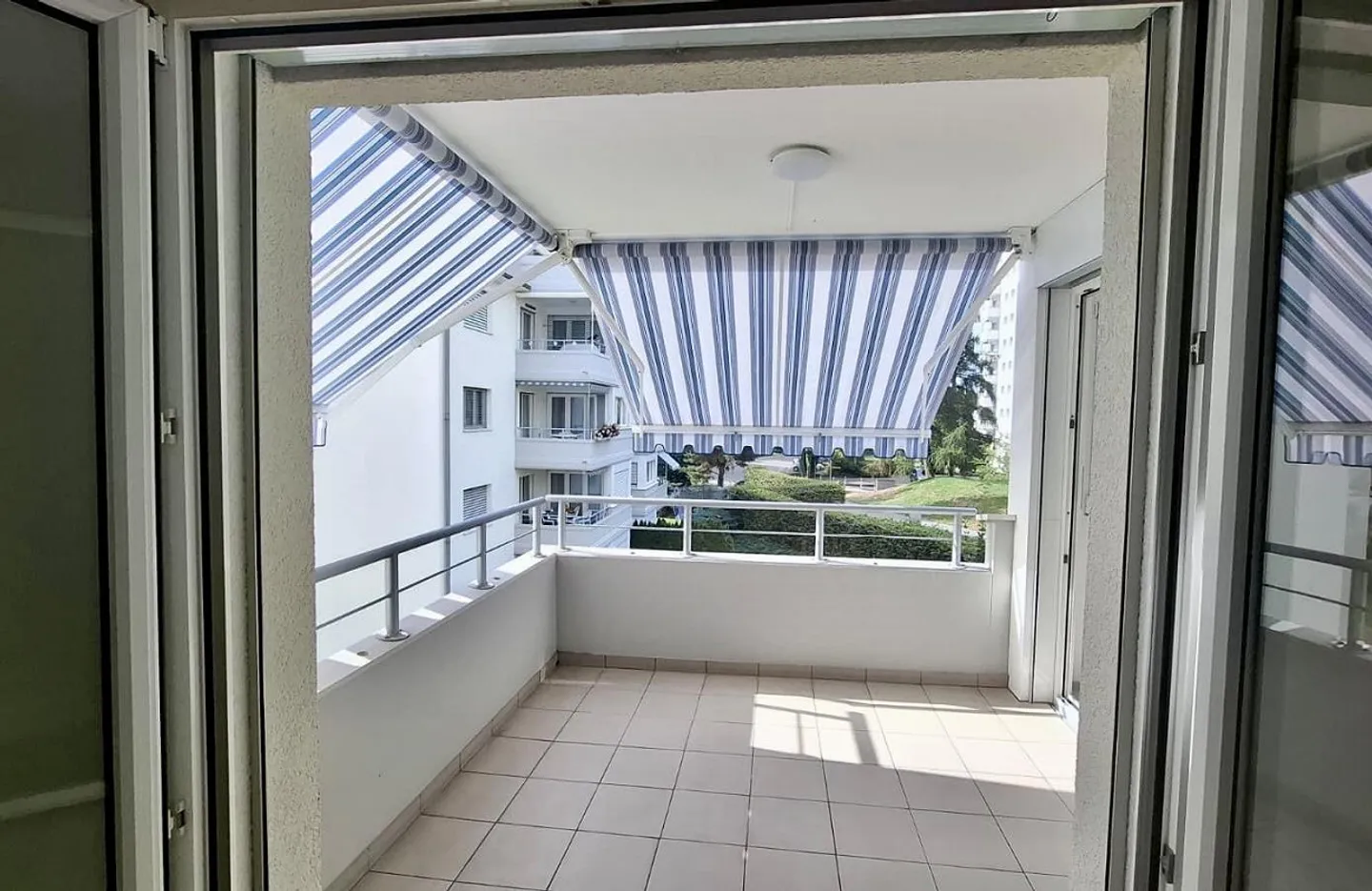 First occupancy after complete renovation - 109 m2 with balcony and lift - Photo 14 of 31